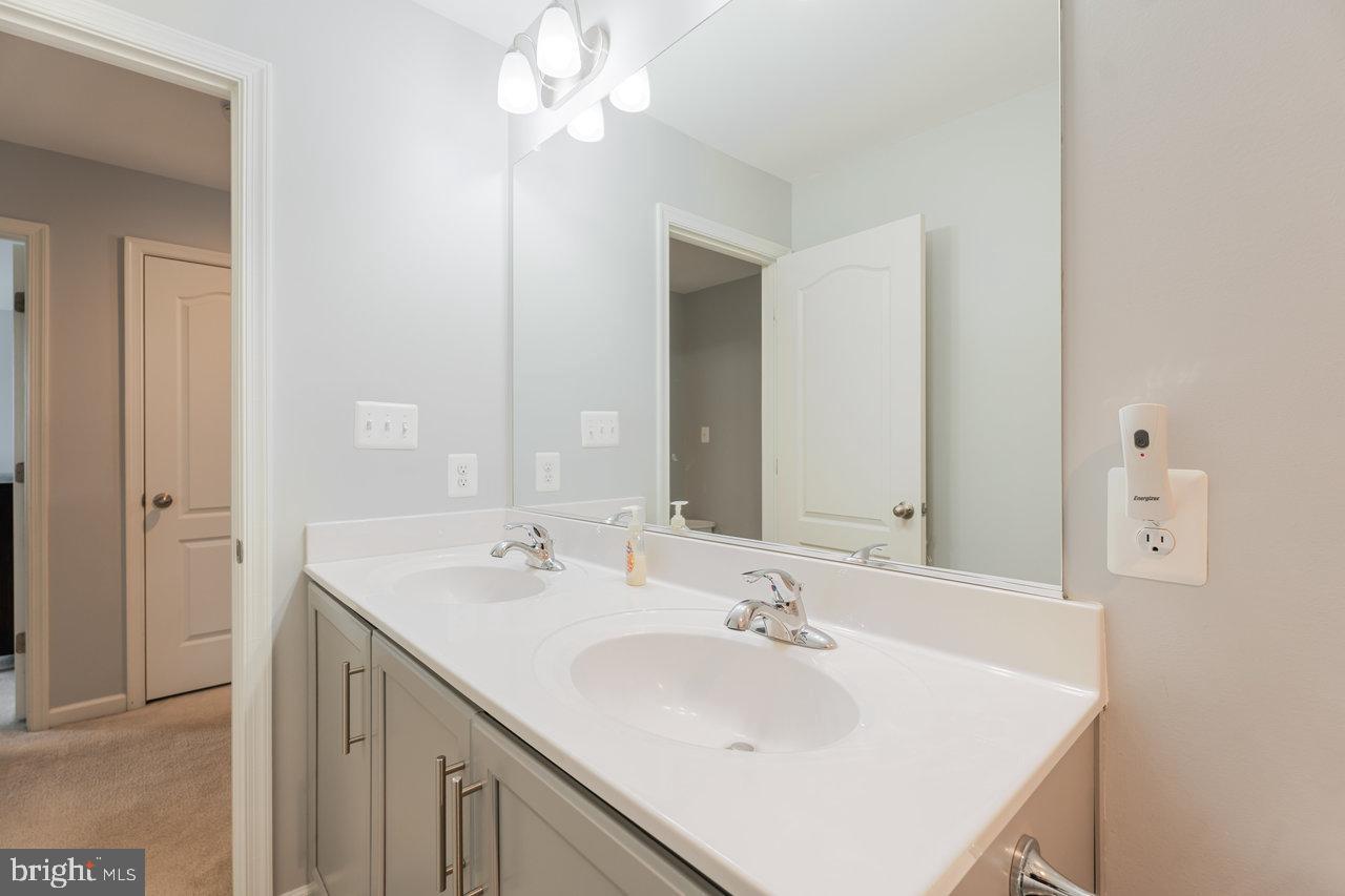 ASPEN GREENS - Residential