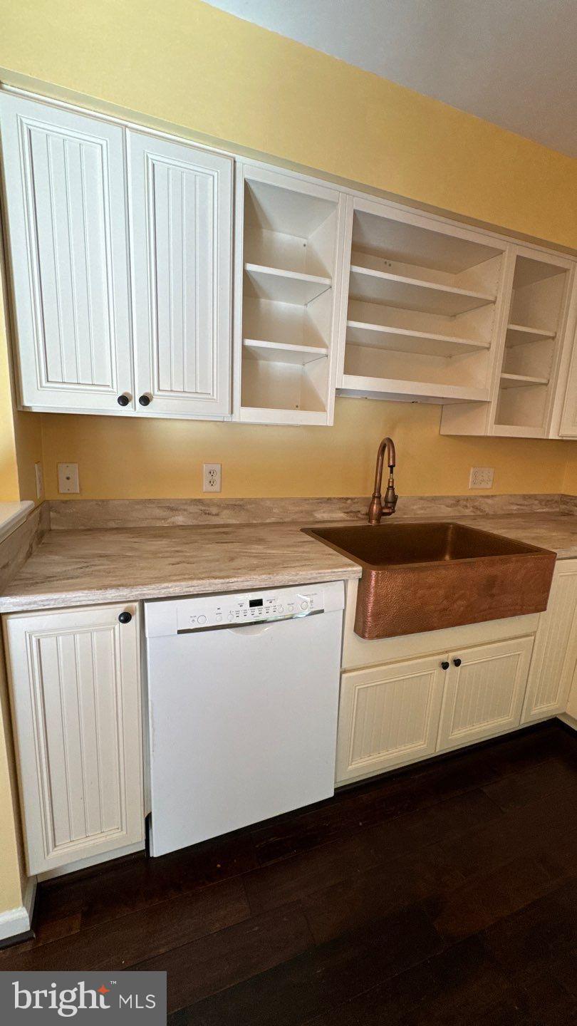 PINEY ORCHARD - Residential Lease