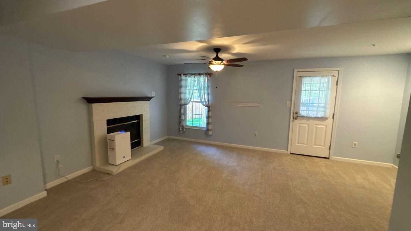 PINEY ORCHARD - Residential Lease