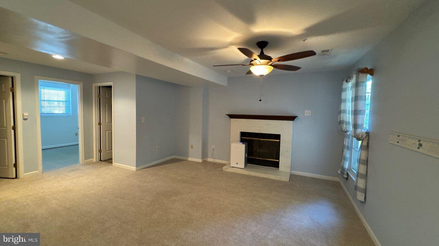 PINEY ORCHARD - Residential Lease