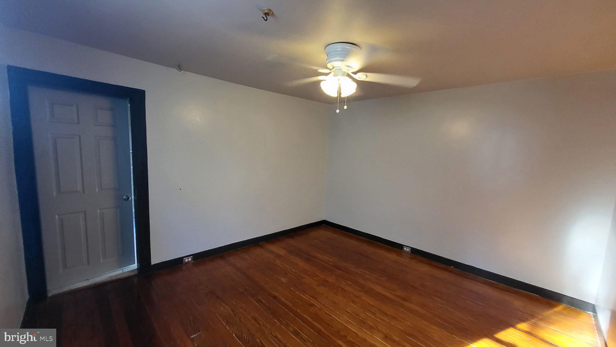 MAYFIELD - Residential