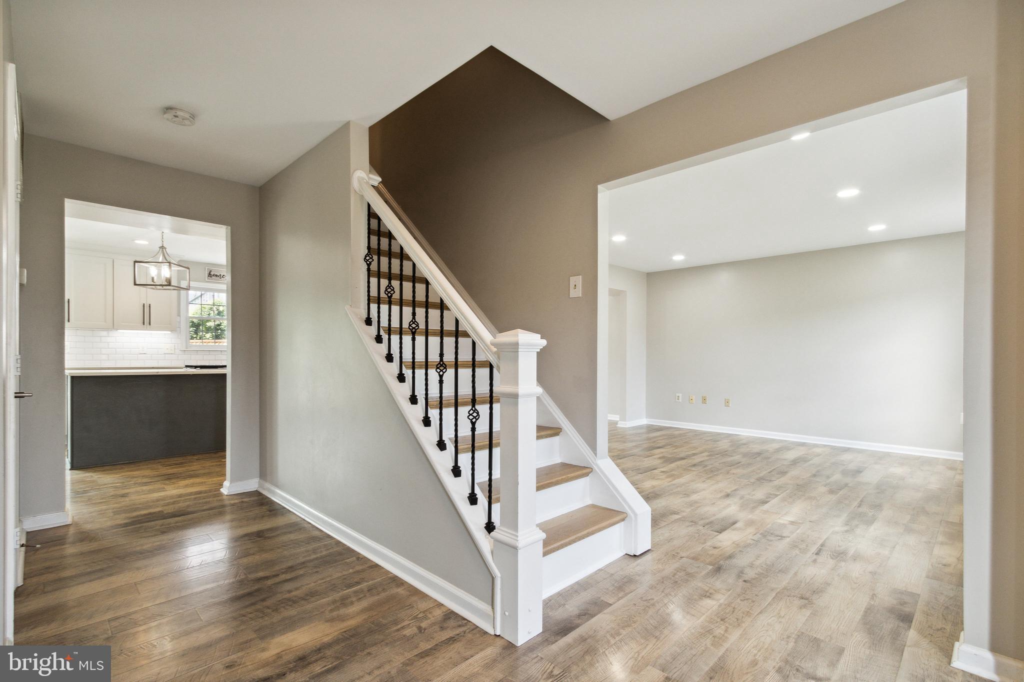 COURTLANDT HEIGHTS - Residential Lease