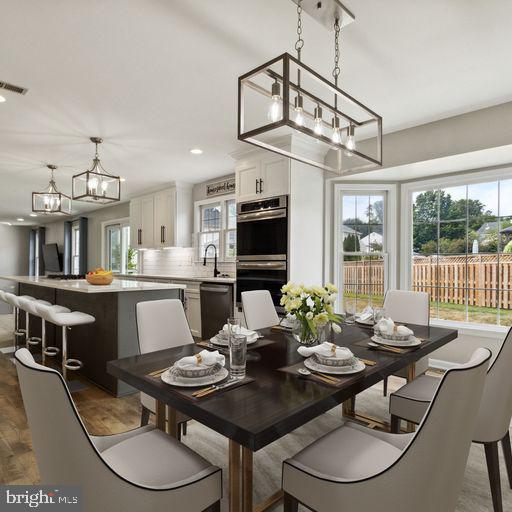 COURTLANDT HEIGHTS - Residential Lease