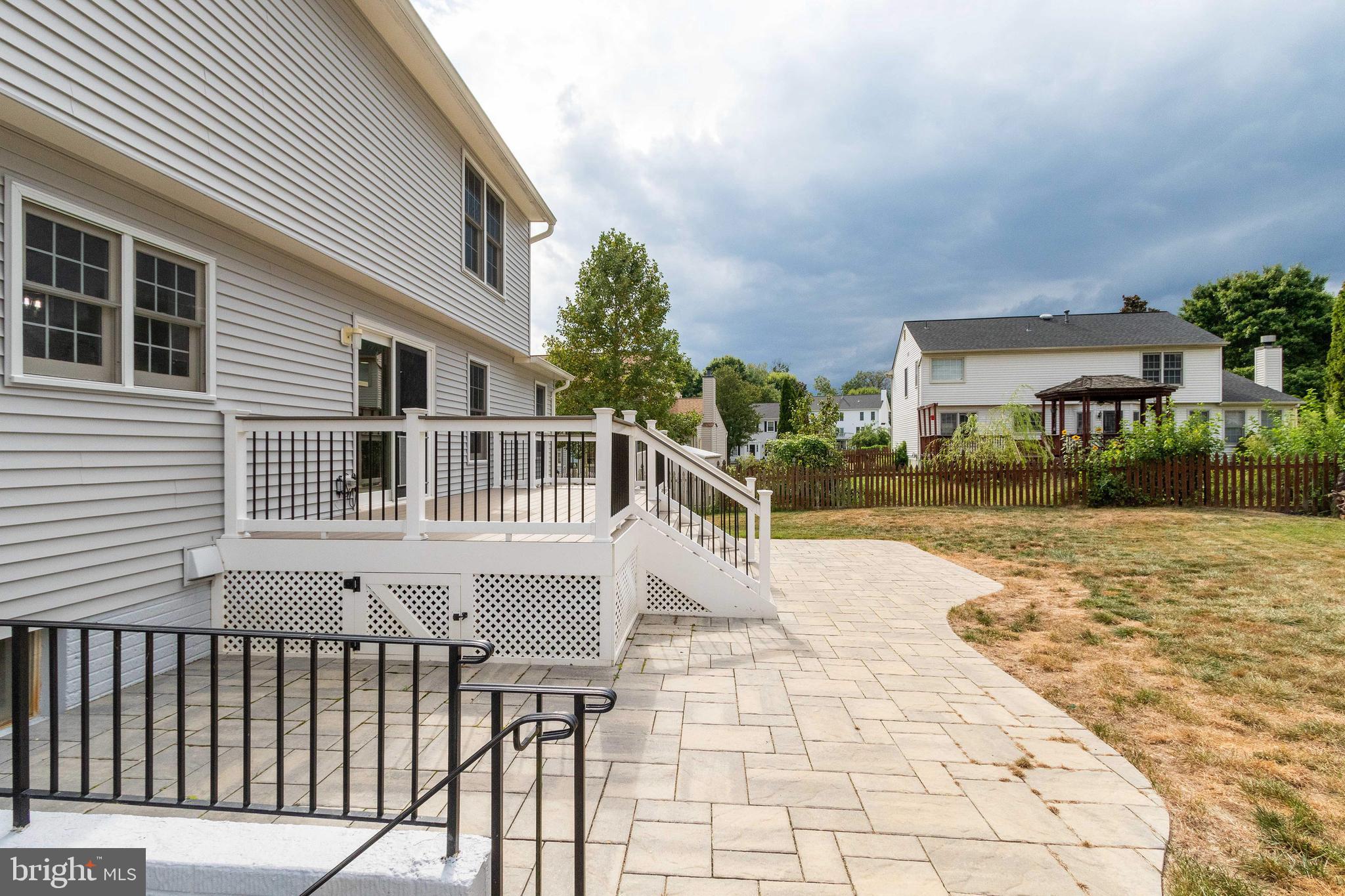 COURTLANDT HEIGHTS - Residential Lease