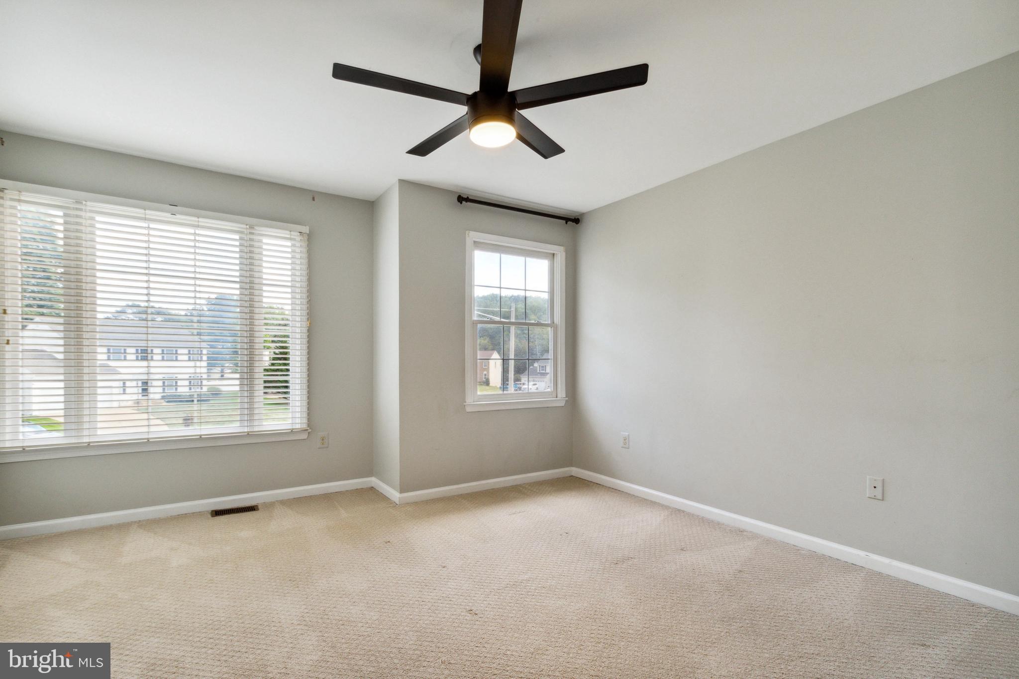 COURTLANDT HEIGHTS - Residential Lease