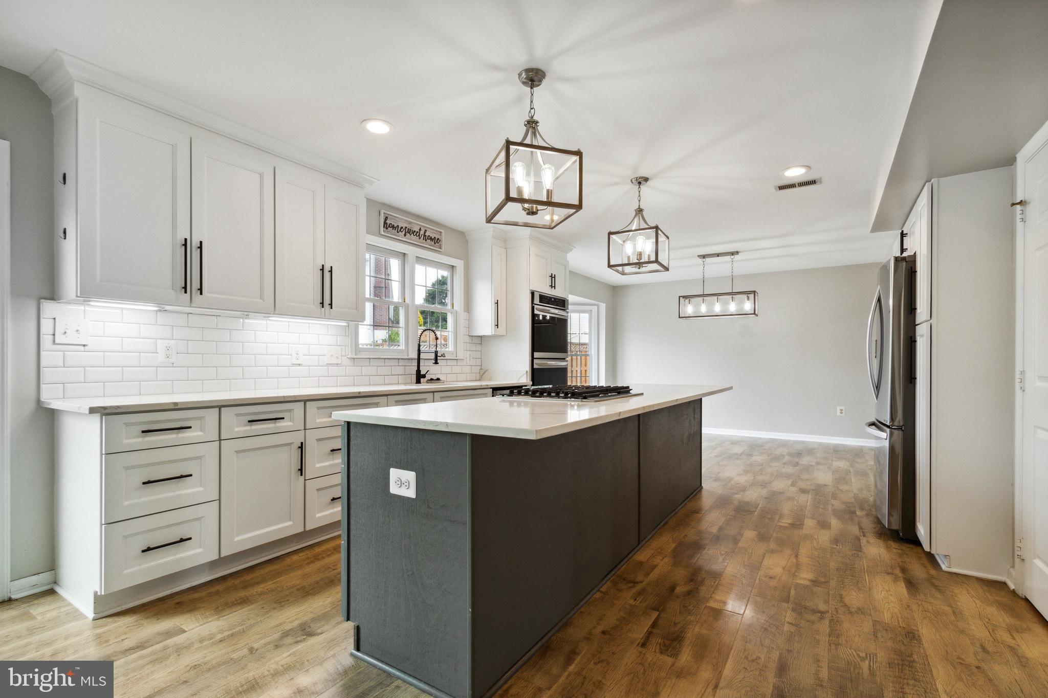 COURTLANDT HEIGHTS - Residential Lease