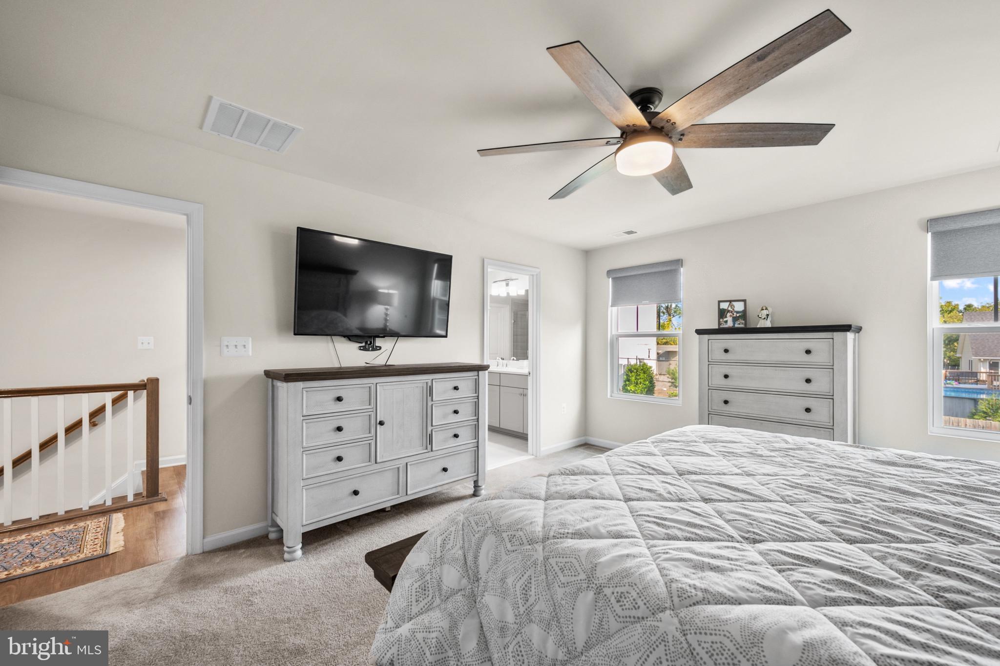 PRESIDENTS POINTE - Residential