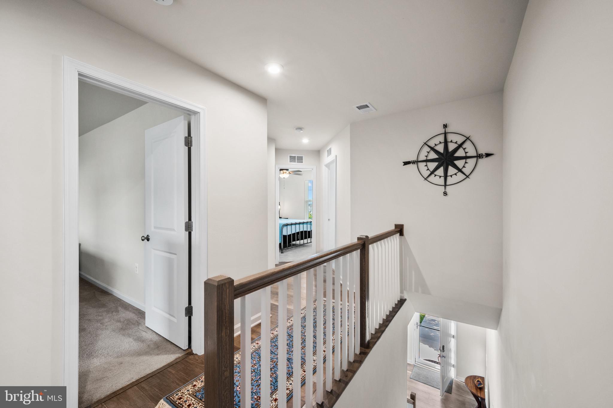 PRESIDENTS POINTE - Residential