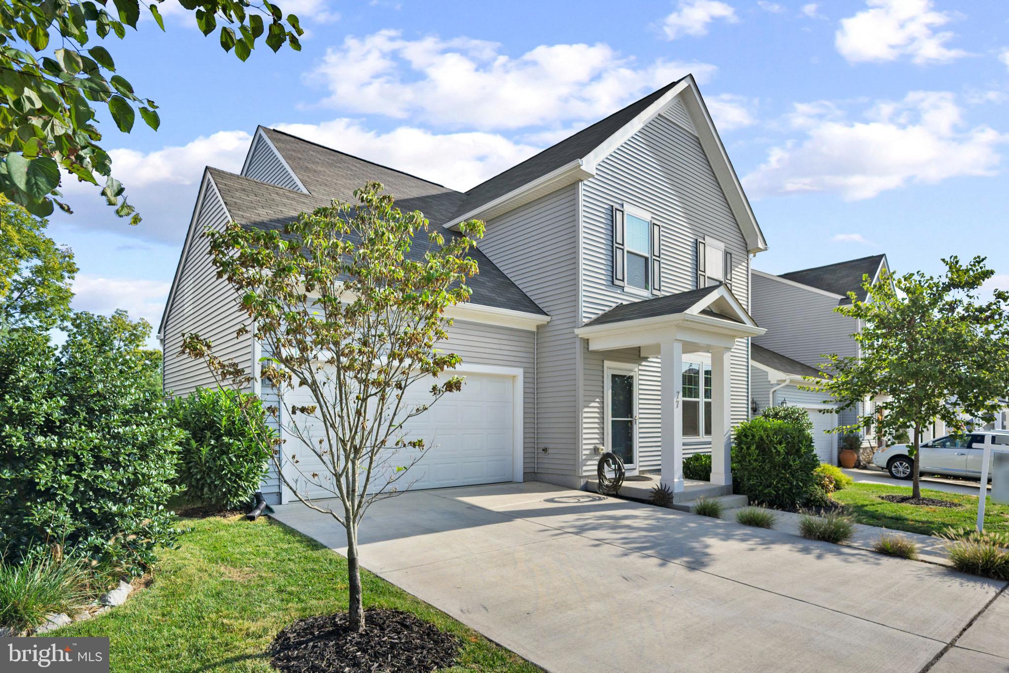 PRESIDENTS POINTE - Residential