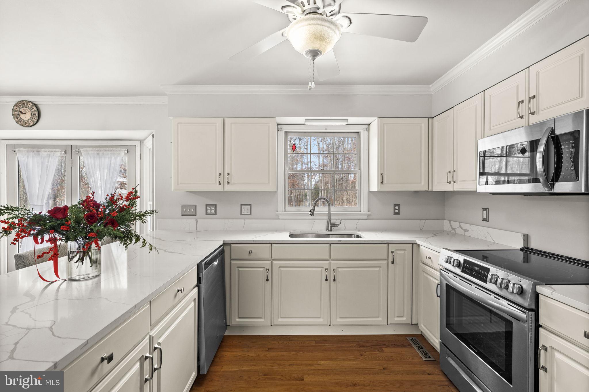 STONEWALL ESTATES - Residential