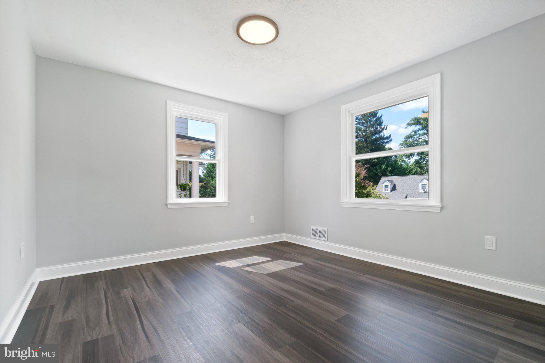 LOCHEARN - Residential