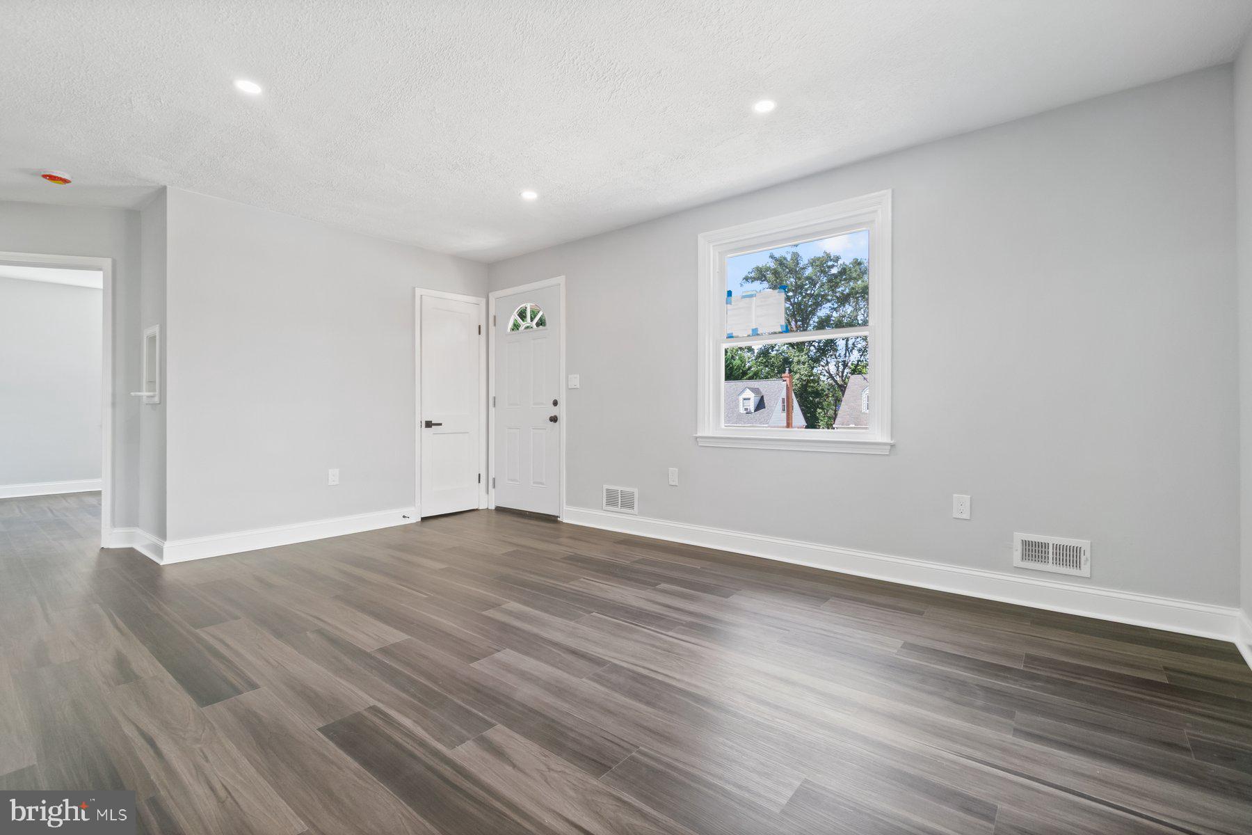 LOCHEARN - Residential