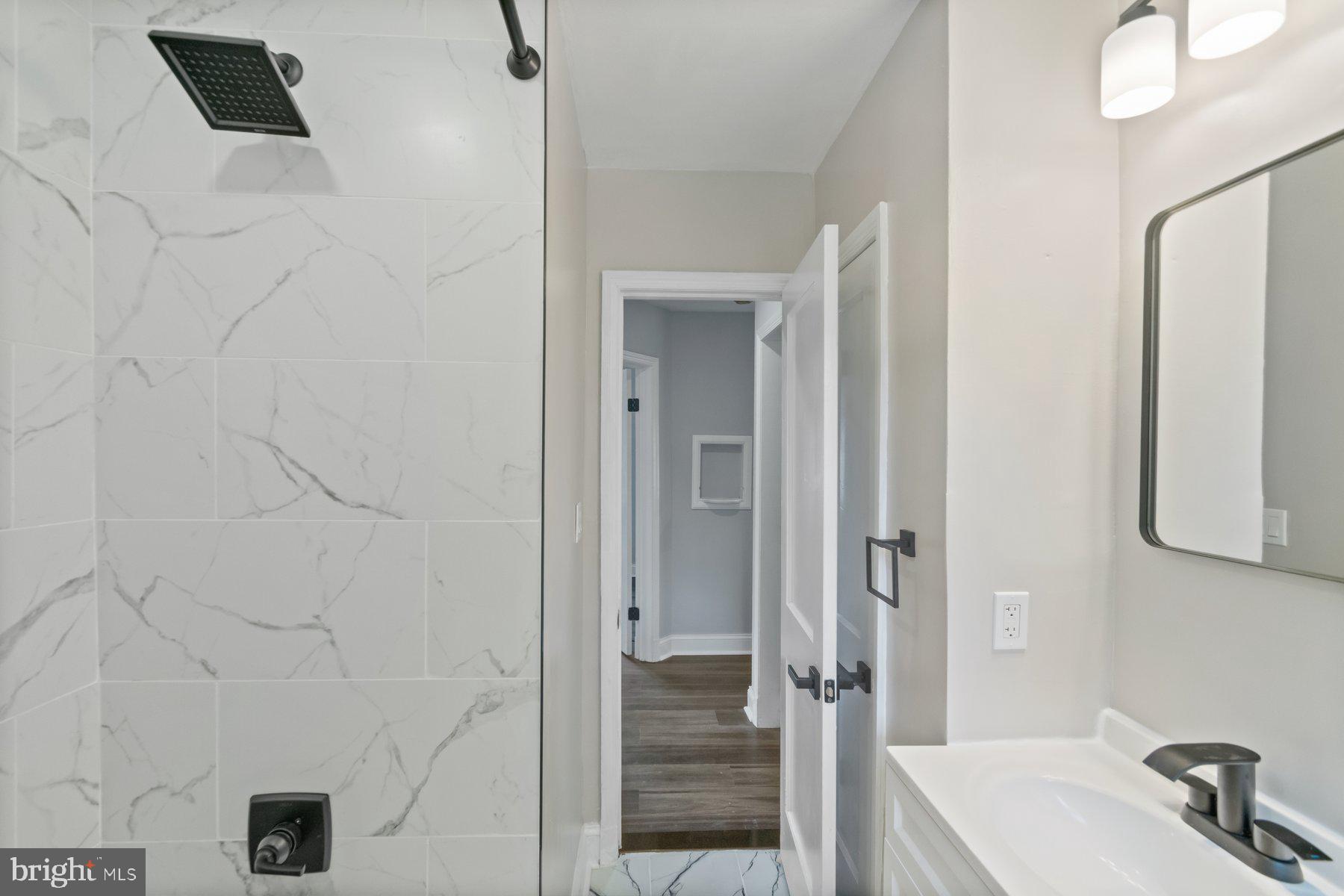 LOCHEARN - Residential