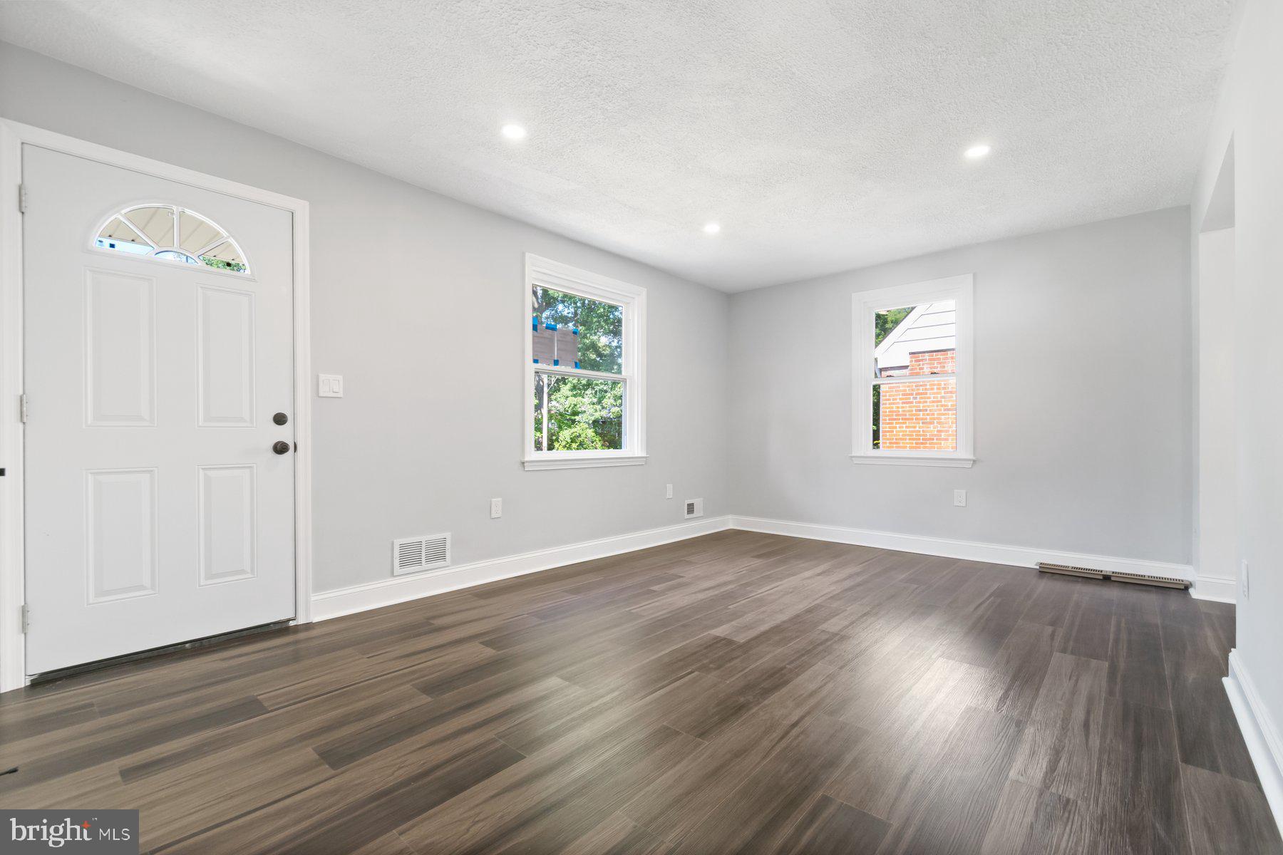 LOCHEARN - Residential