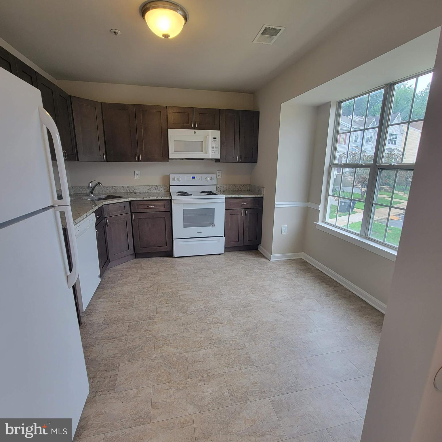 KETTERING BY THE PARK II - Residential Lease