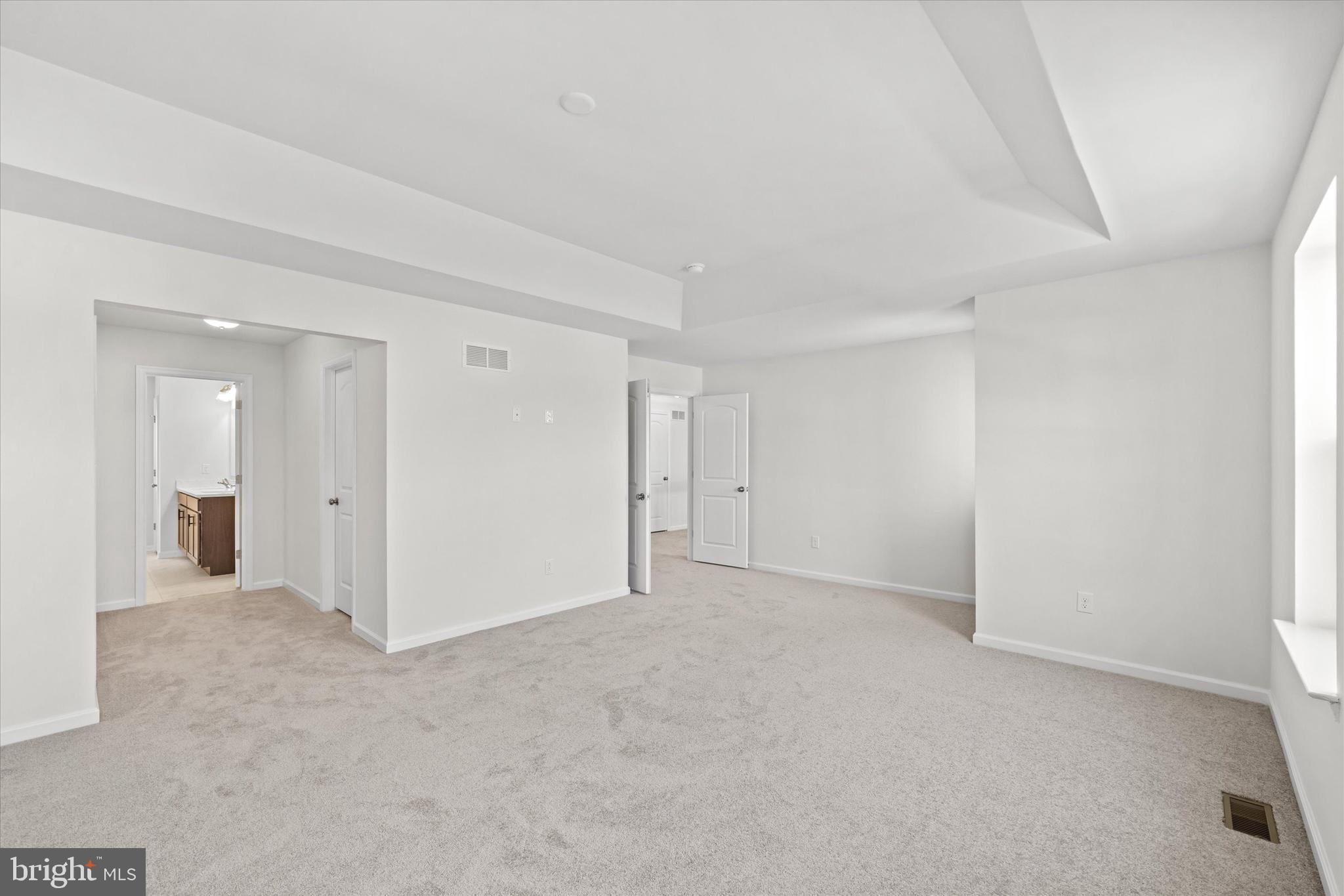 GARRISON LAKE GREE - Residential