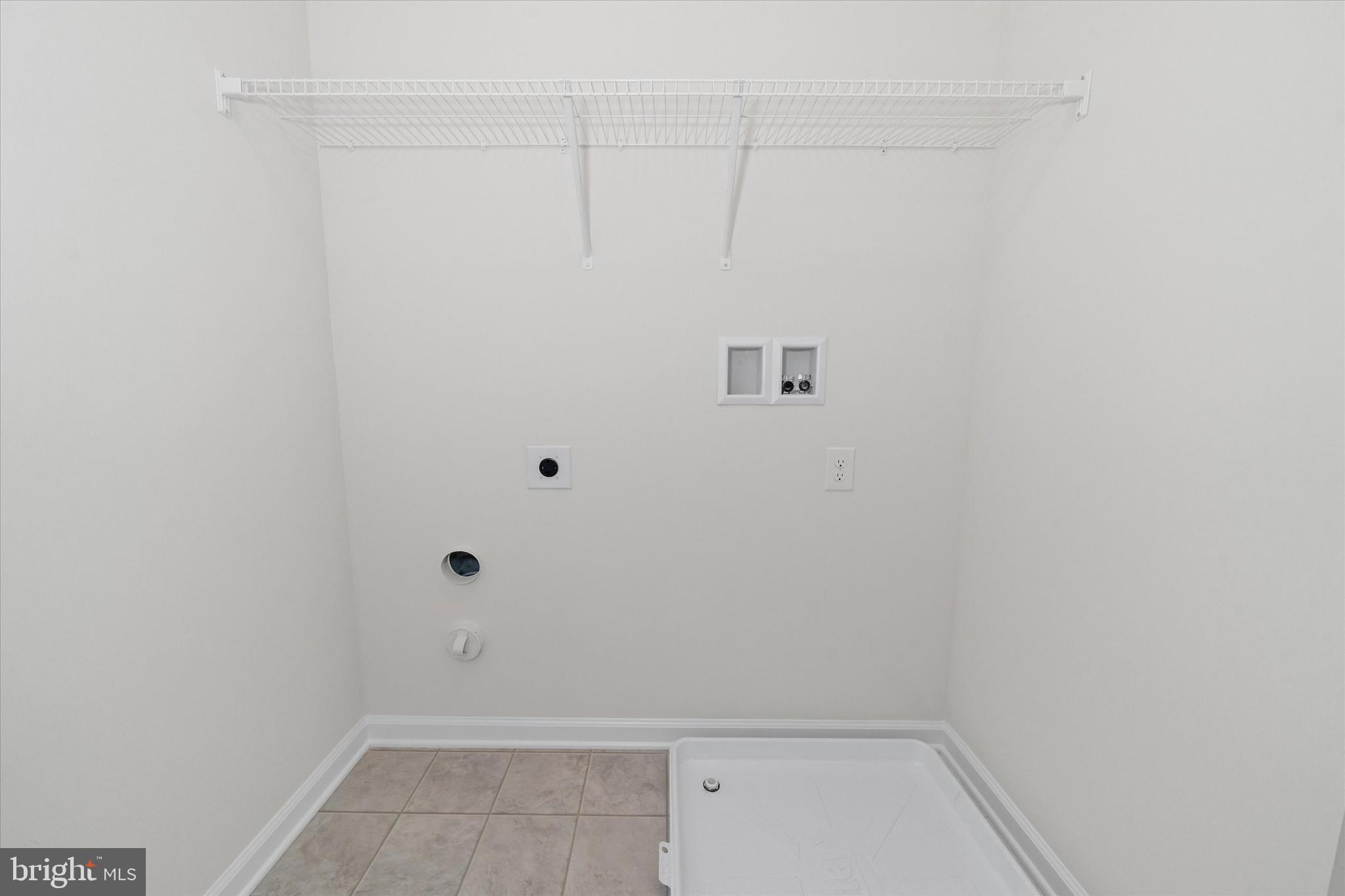 GARRISON LAKE GREE - Residential