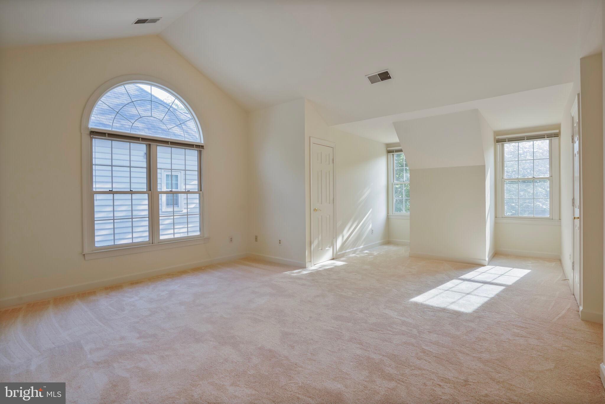 GROSVENOR WOODS - Residential