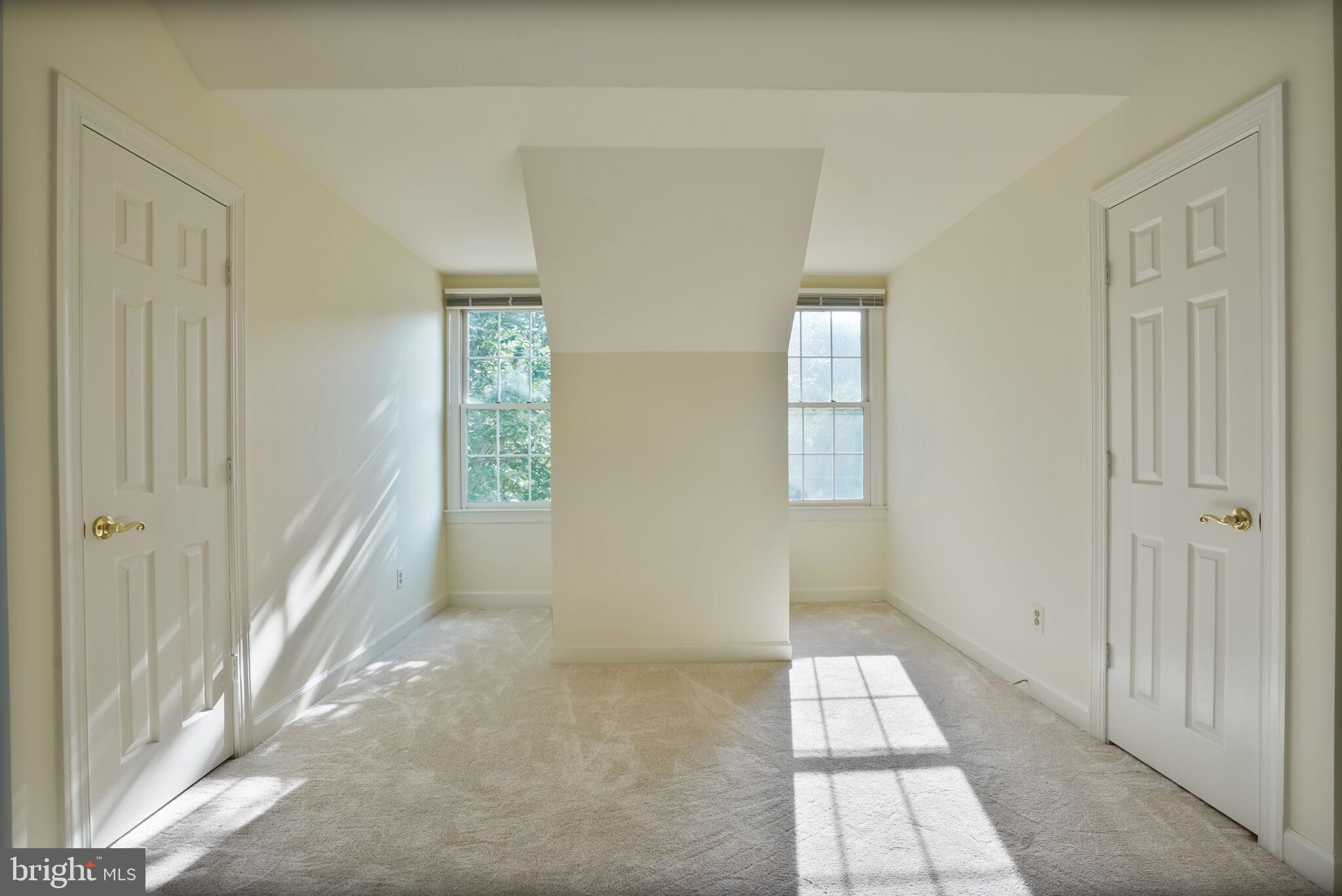 GROSVENOR WOODS - Residential