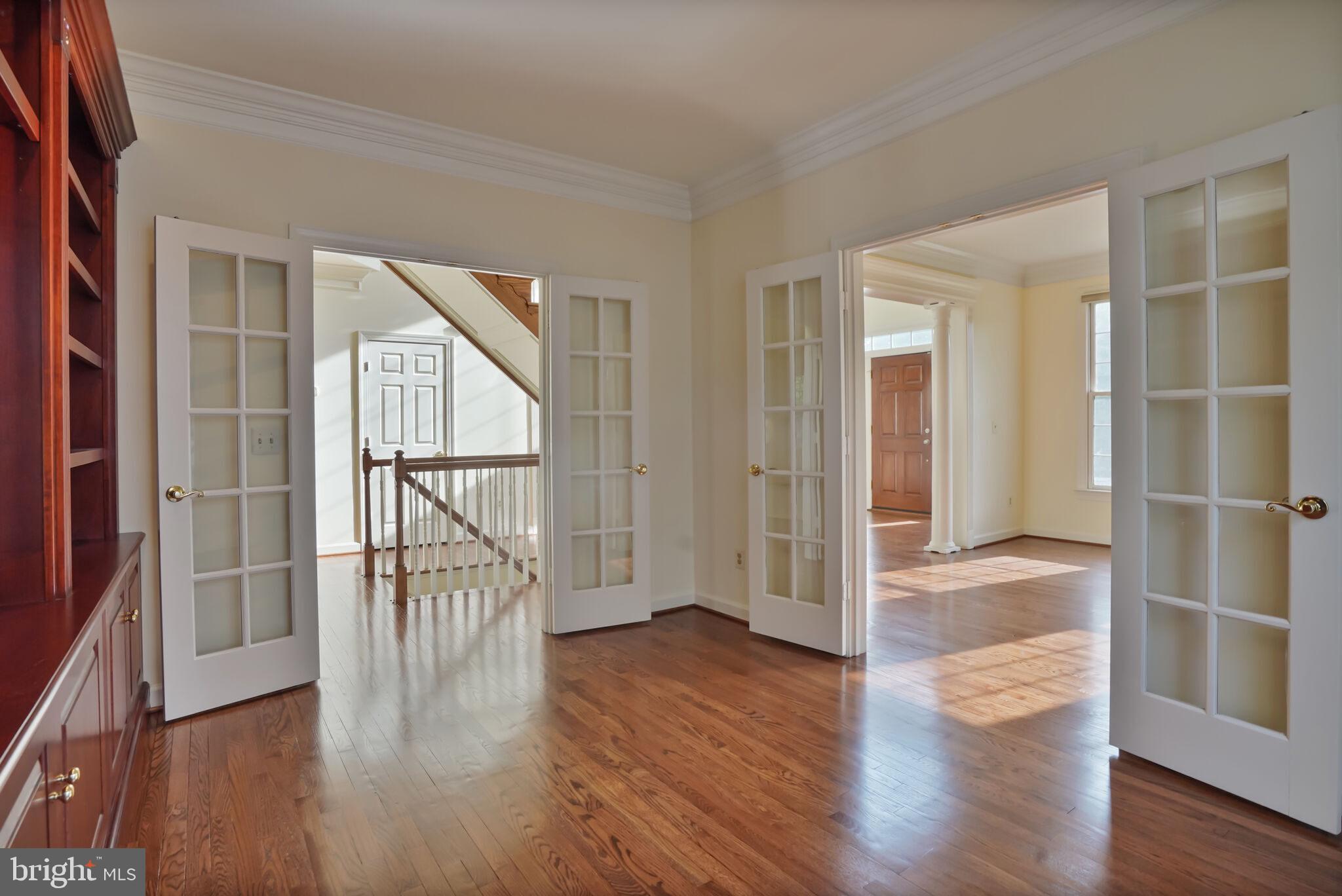 GROSVENOR WOODS - Residential