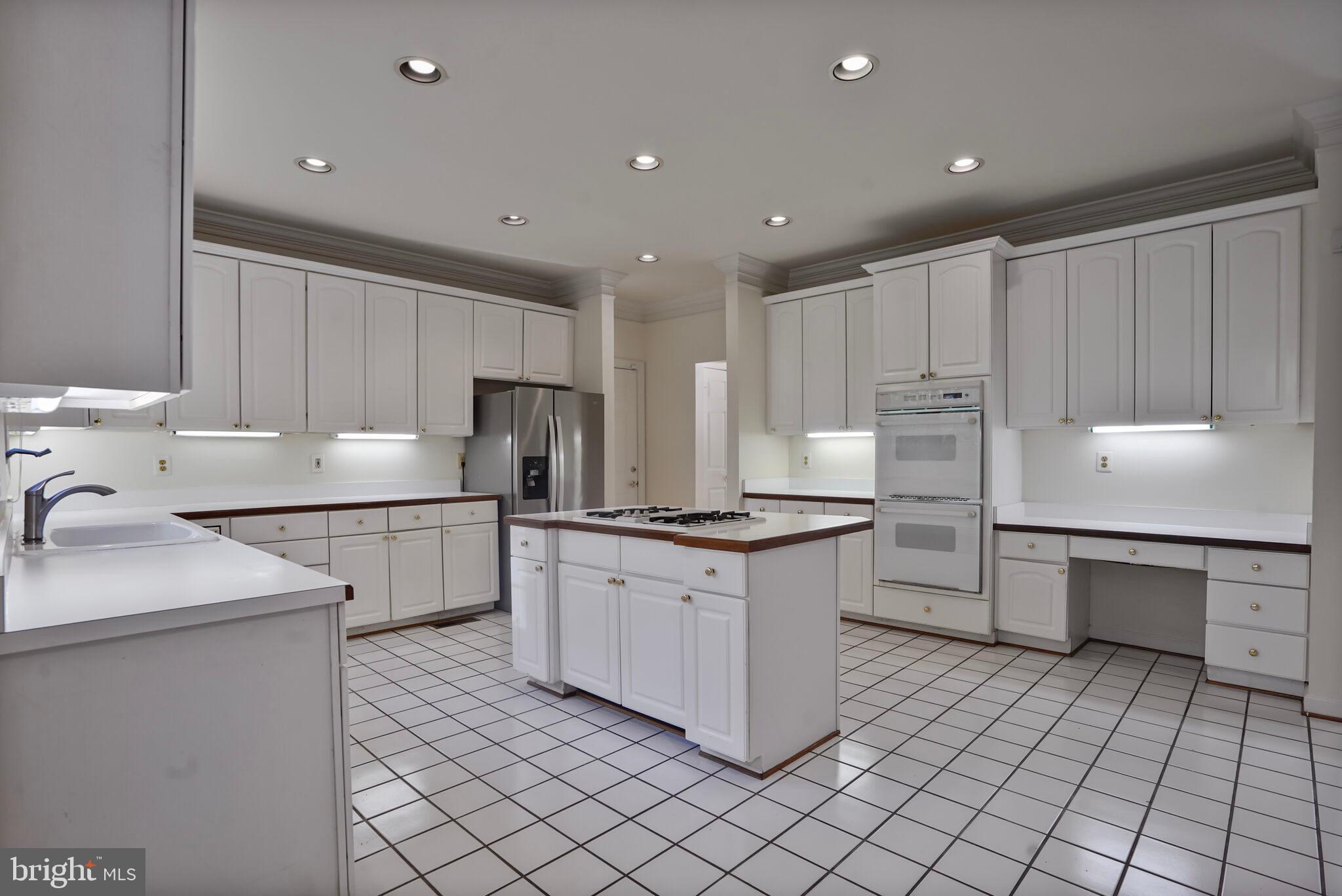 GROSVENOR WOODS - Residential