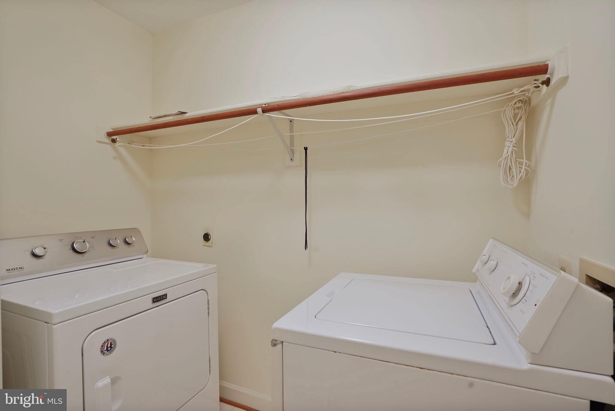 GROSVENOR WOODS - Residential