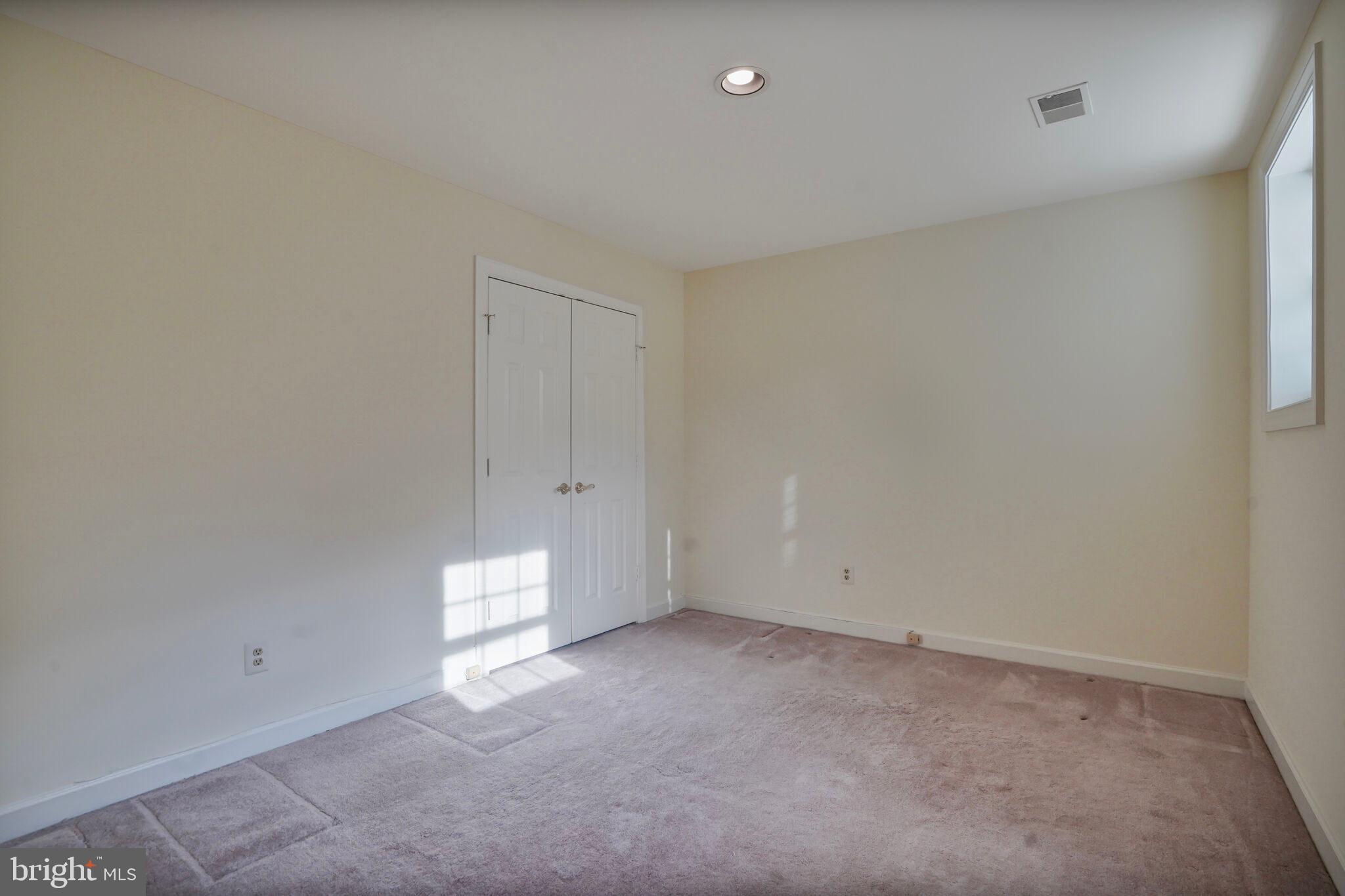 GROSVENOR WOODS - Residential