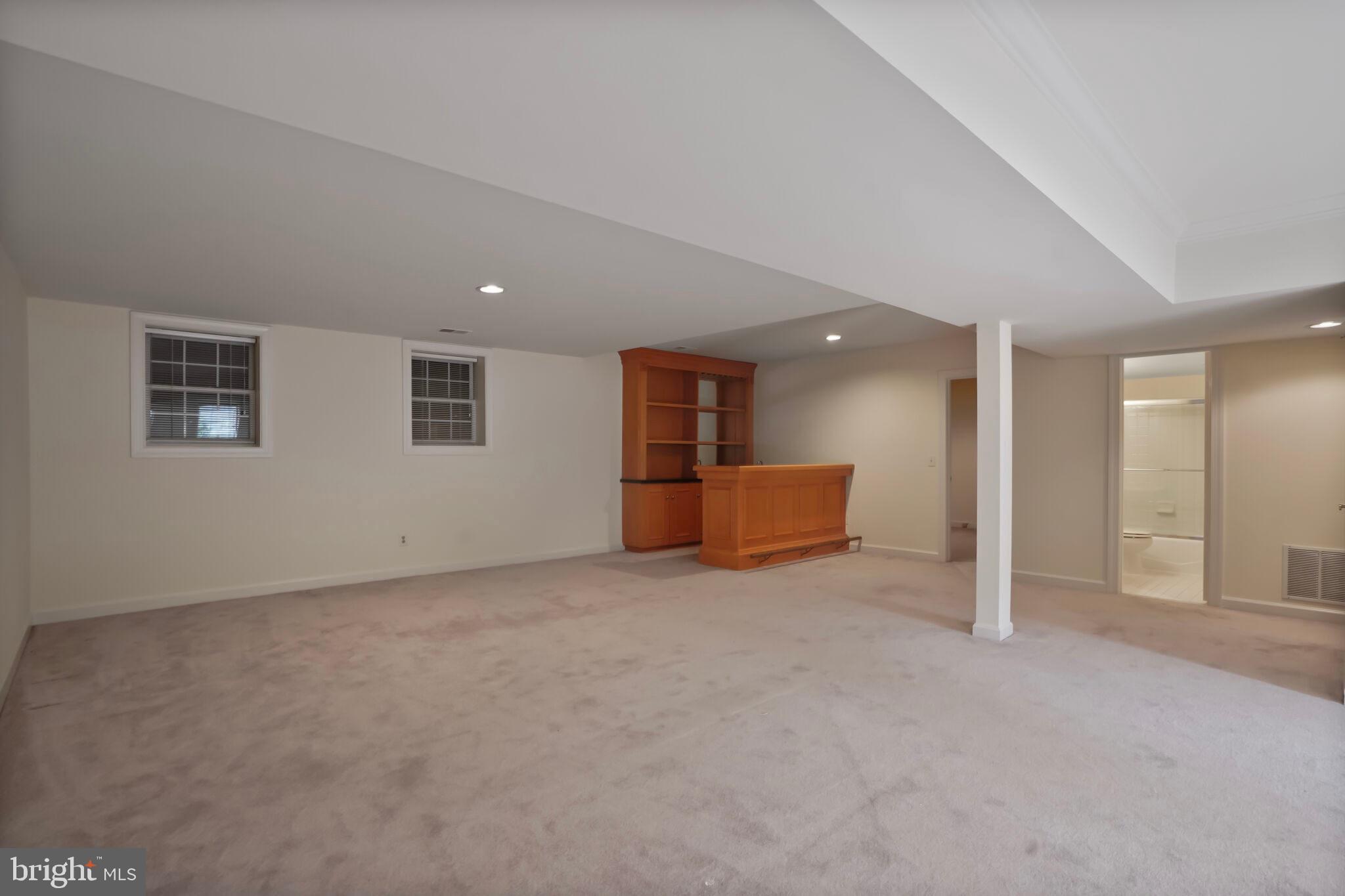 GROSVENOR WOODS - Residential