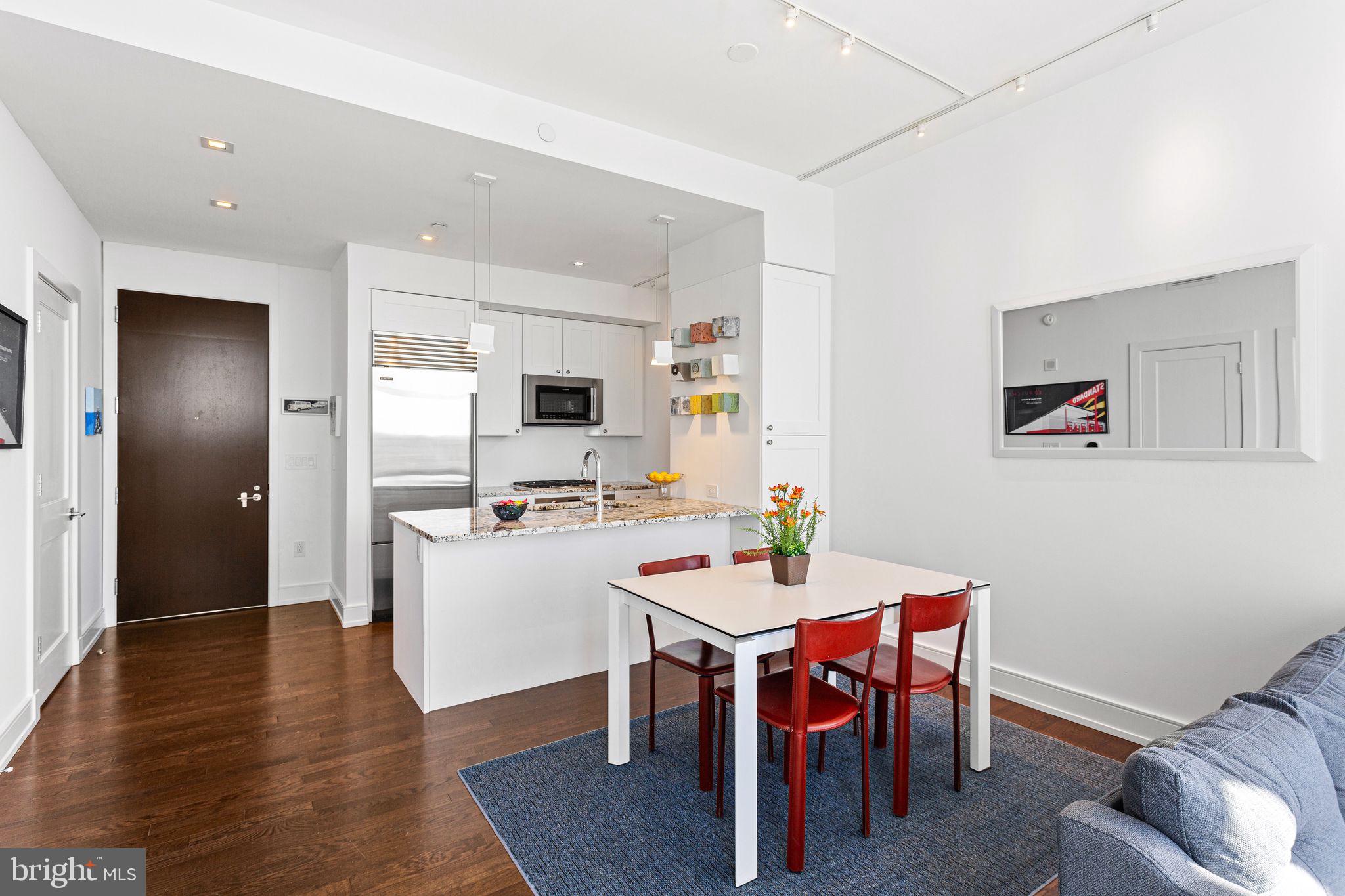 FITLER SQUARE - Residential