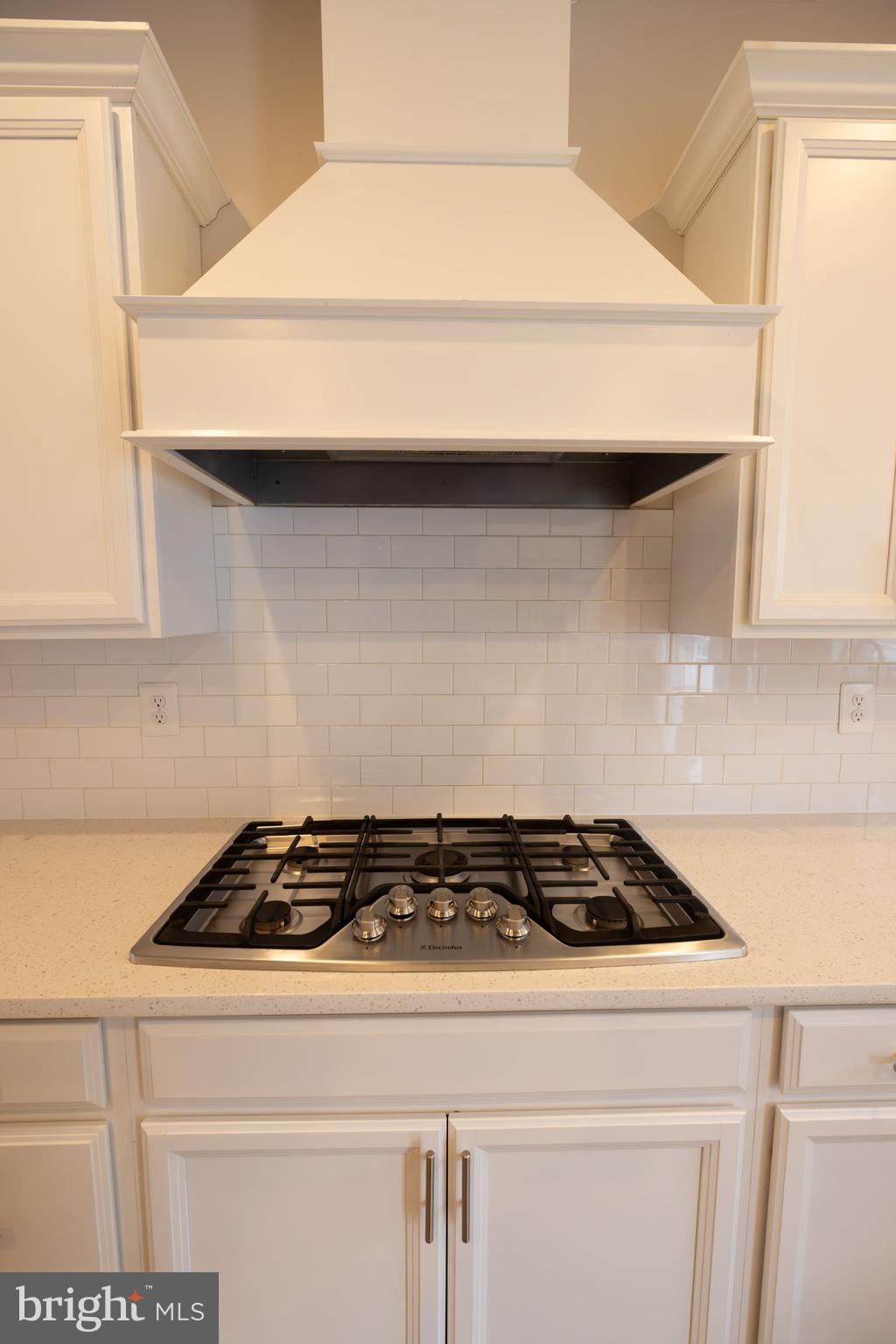 TANYARD COVE NORTH - Residential