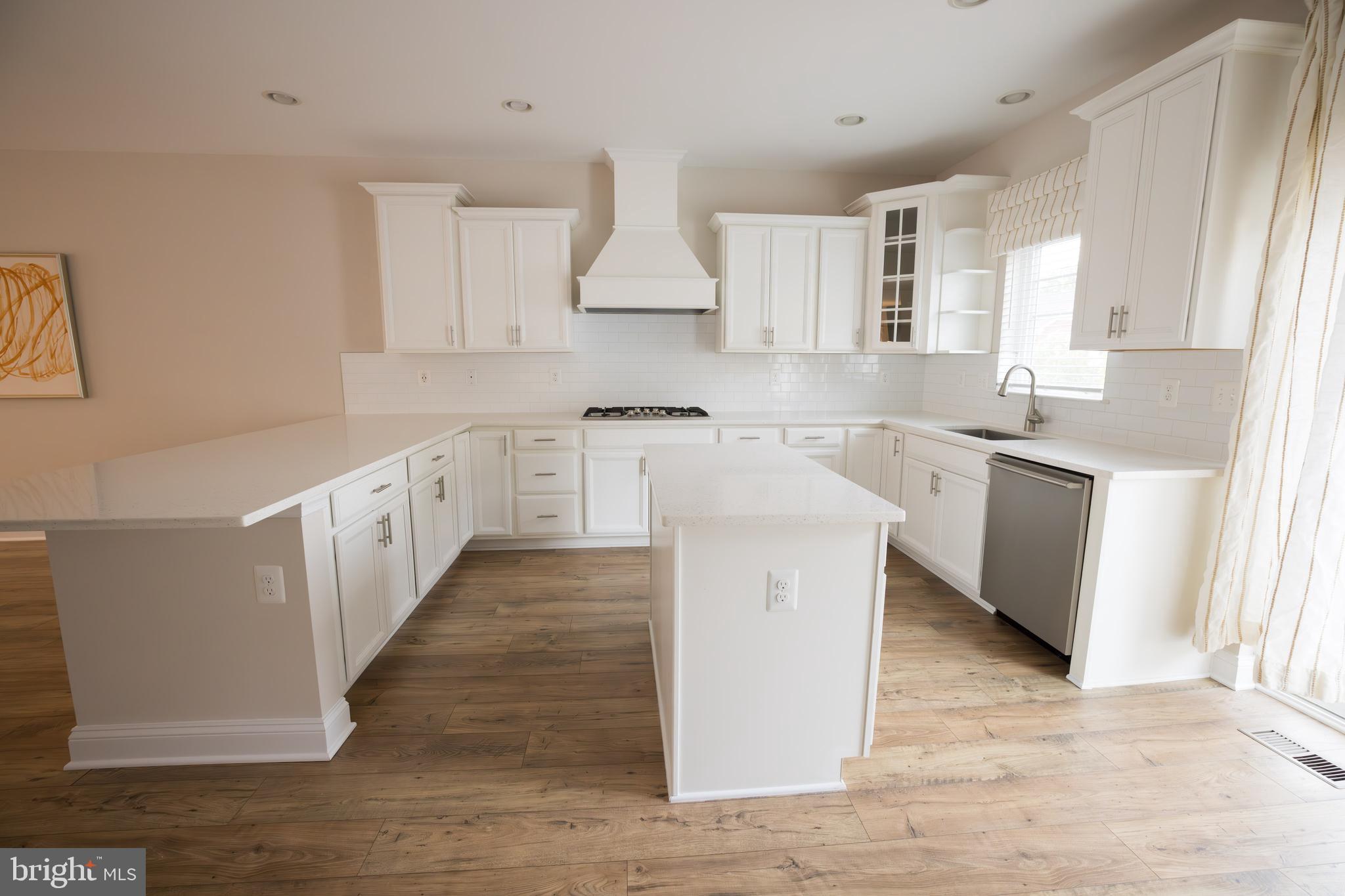 TANYARD COVE NORTH - Residential