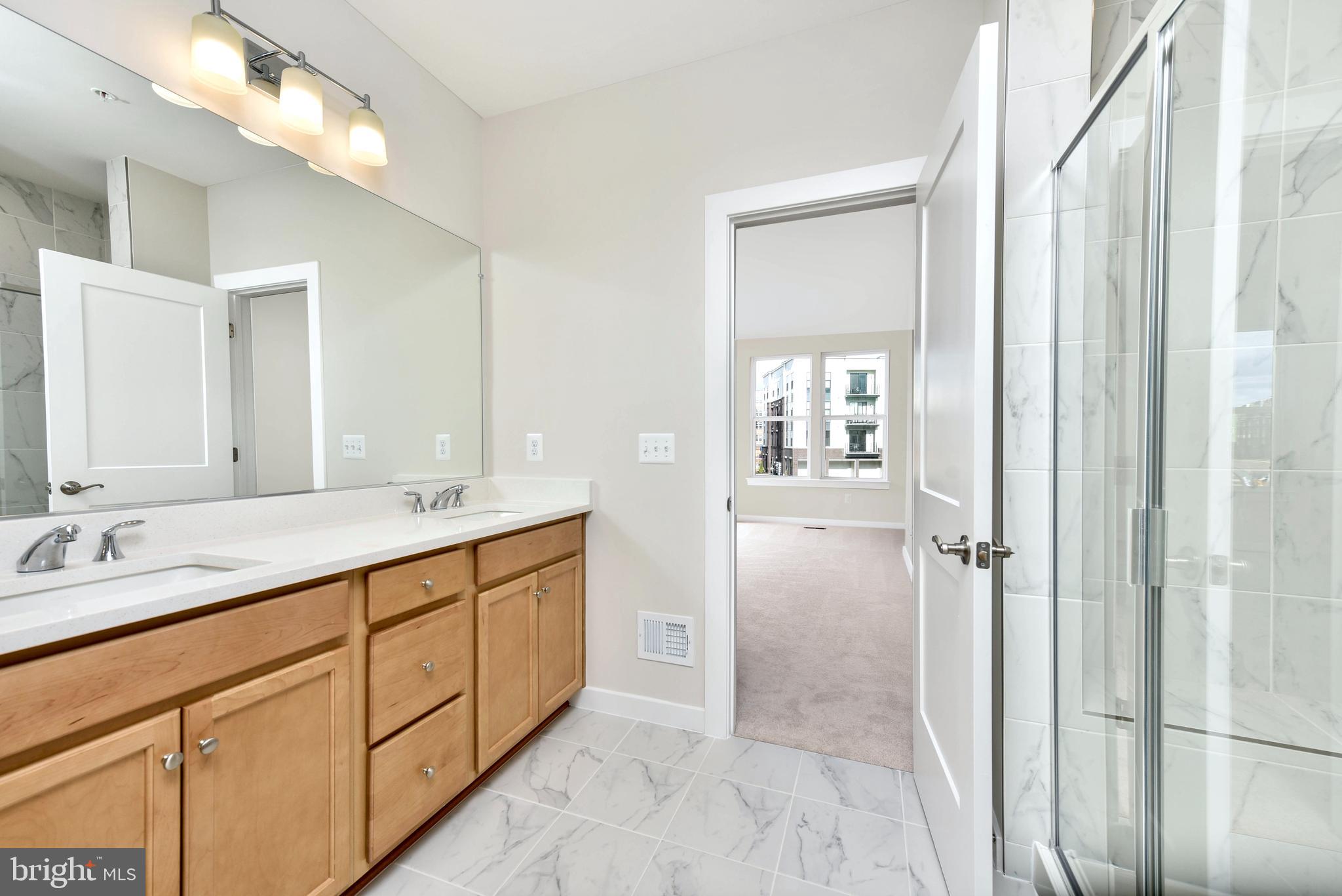 ASHBURN STATION - Residential