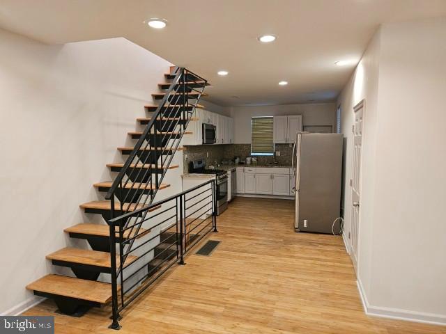 3025 REDNER STREET S