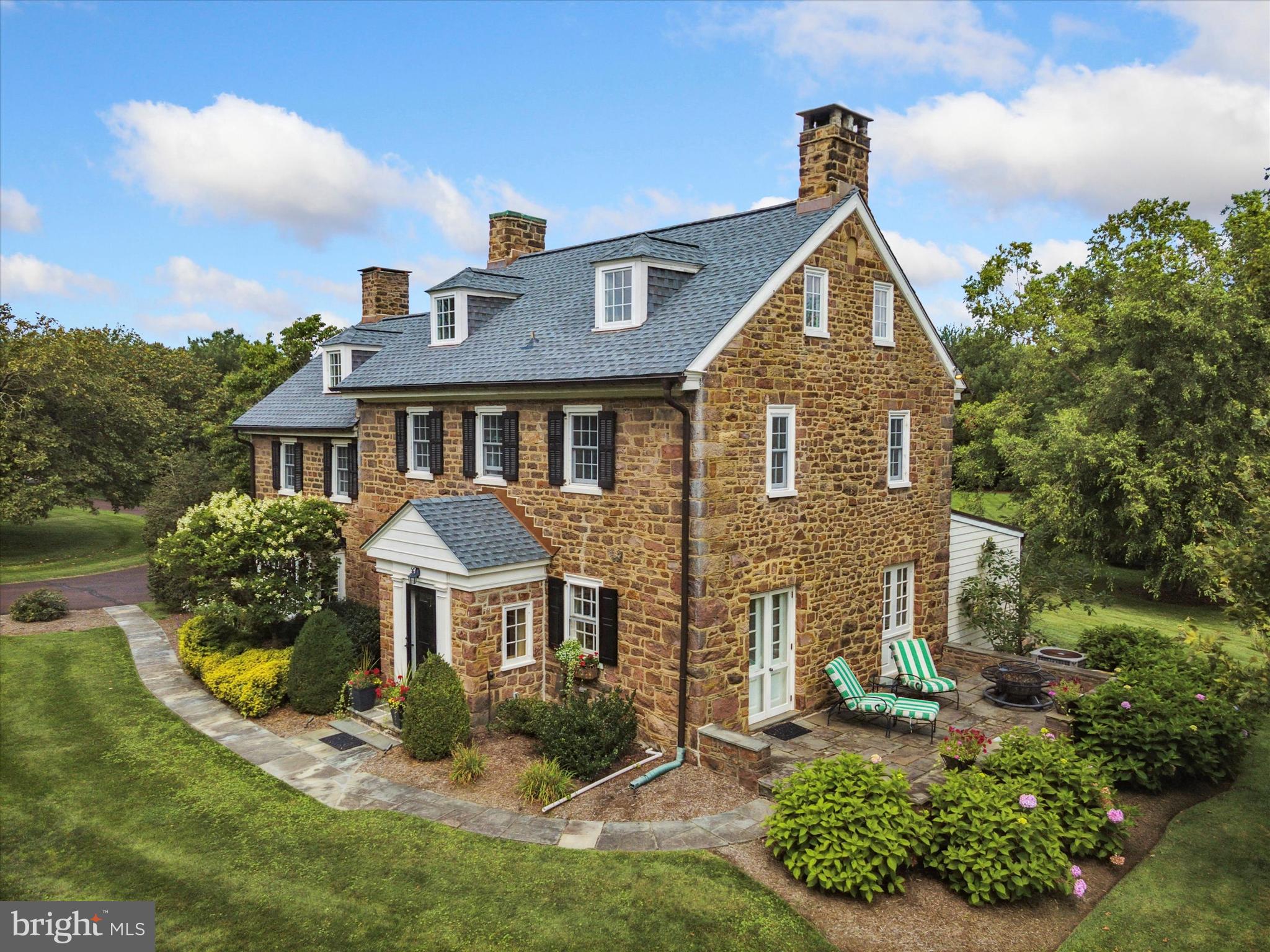 HIDDEN SPRINGS - Residential