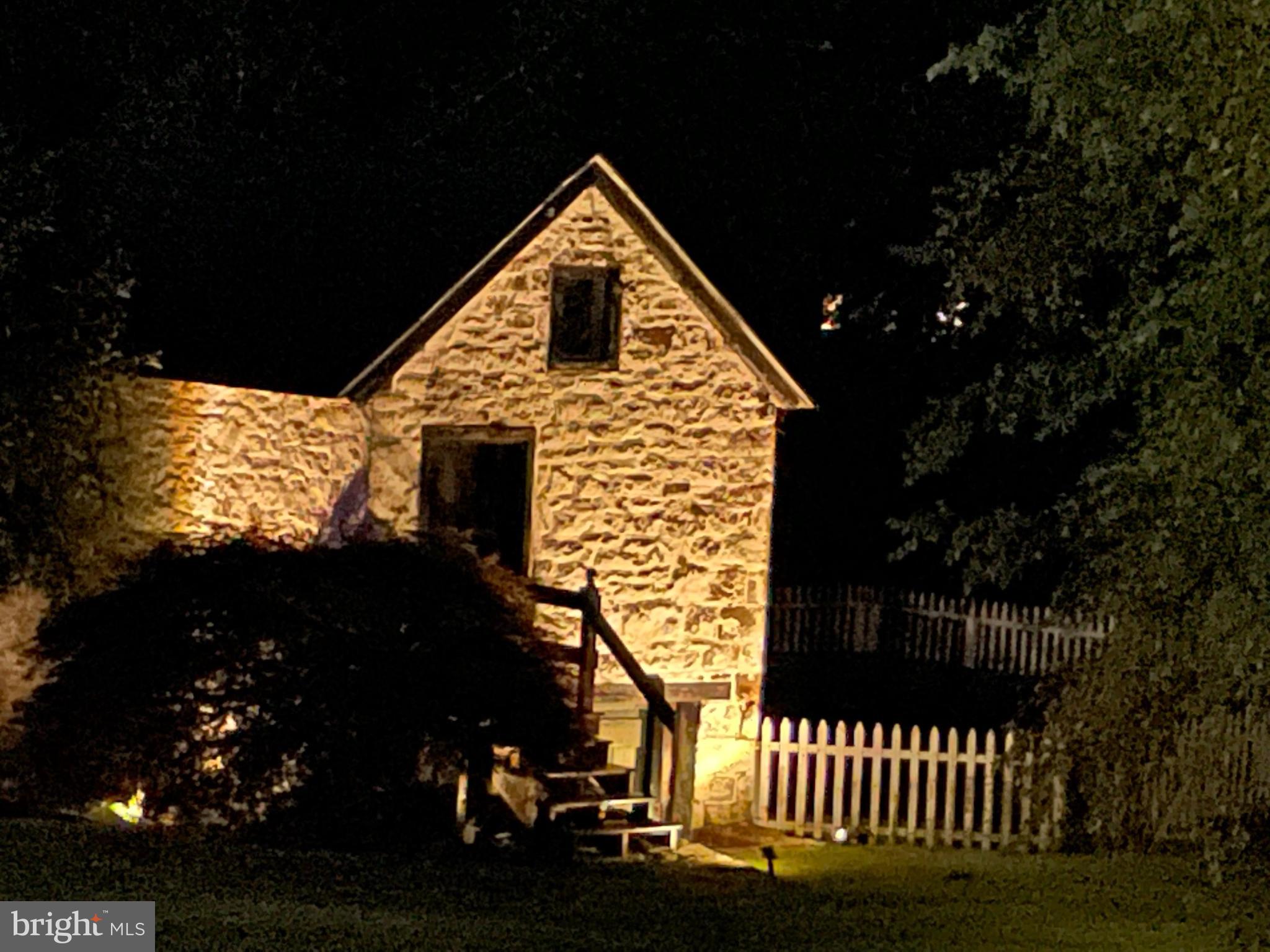 HIDDEN SPRINGS - Residential