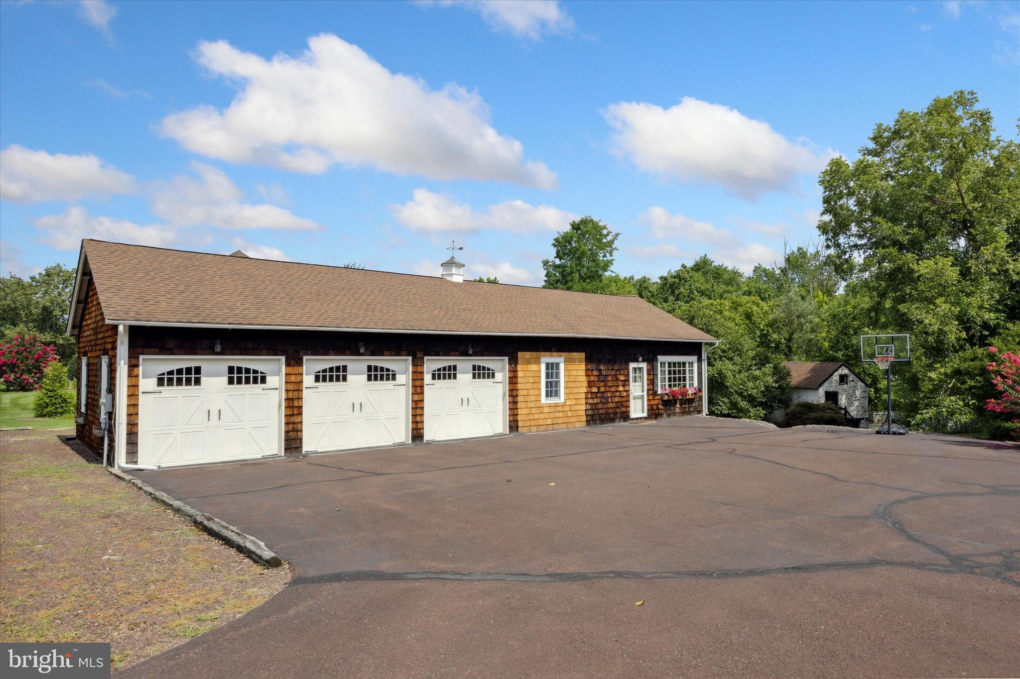 HIDDEN SPRINGS - Residential