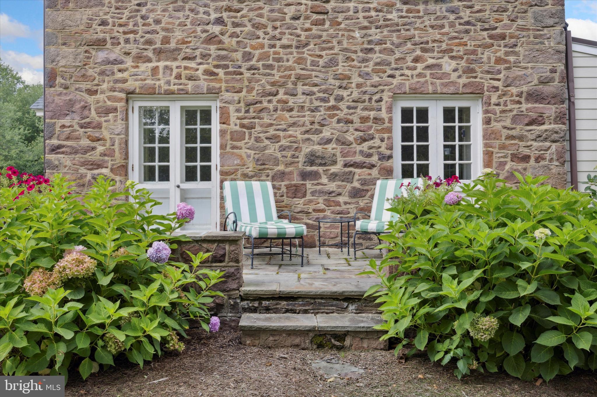 HIDDEN SPRINGS - Residential