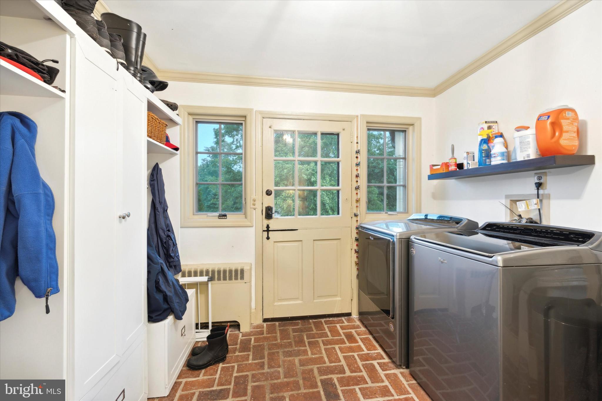 HIDDEN SPRINGS - Residential