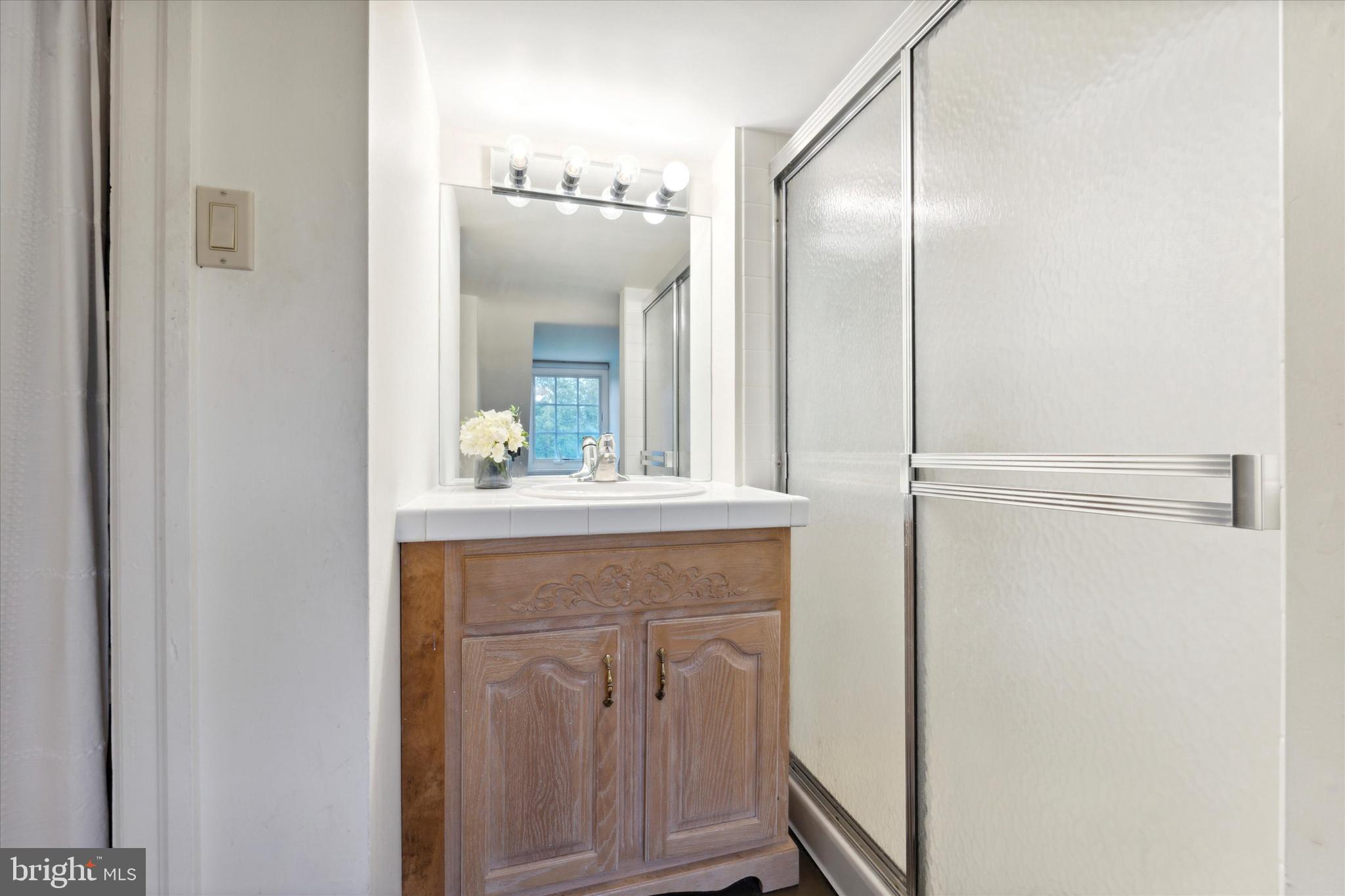 HIDDEN SPRINGS - Residential