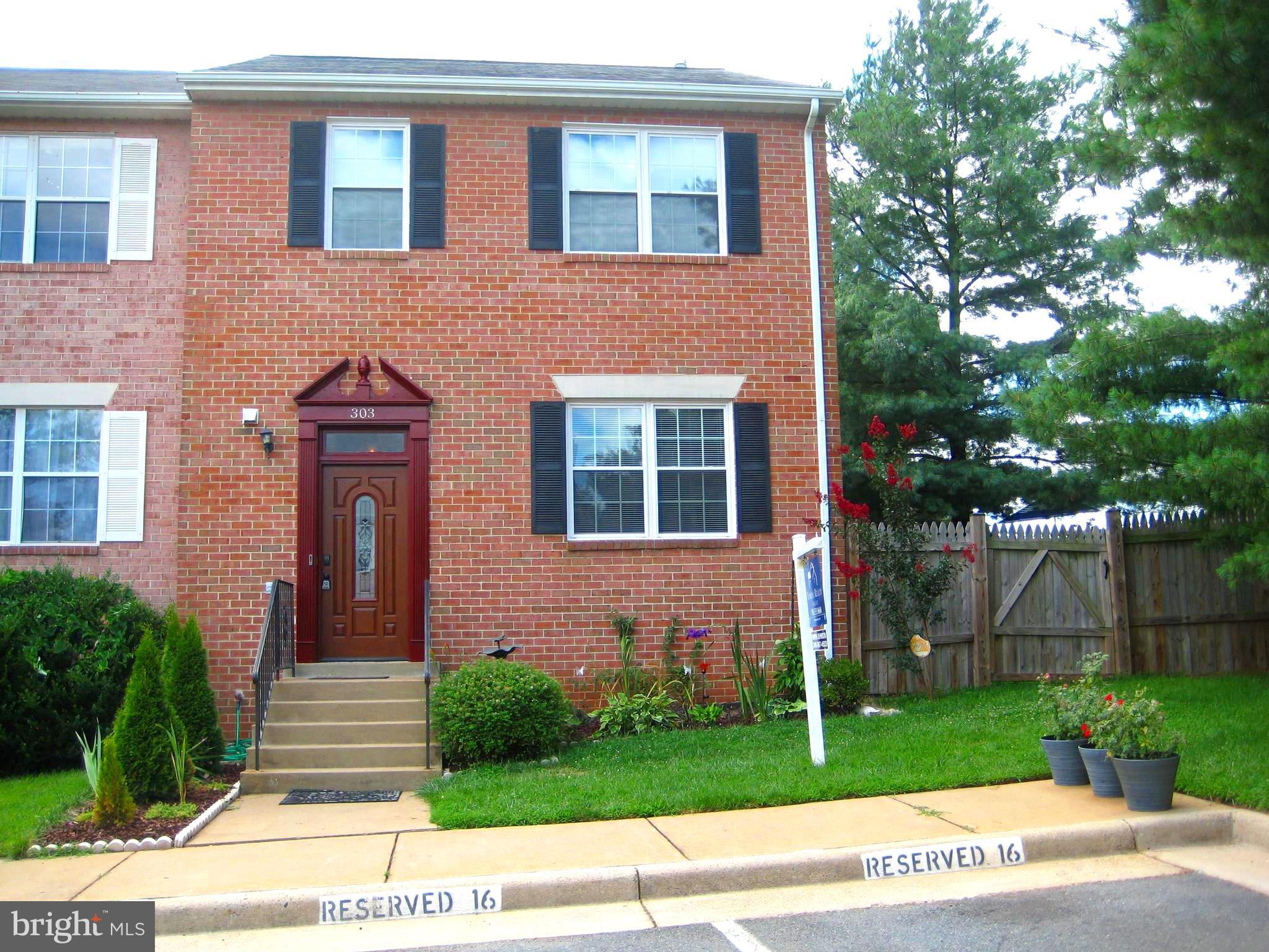 MIRROR RIDGE - Residential