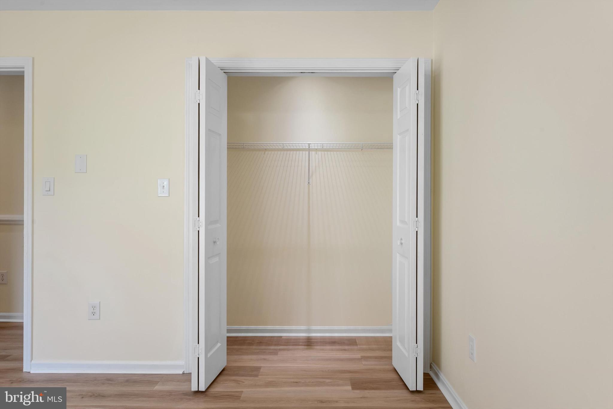 HENSEL STONE WOODS - Residential Lease