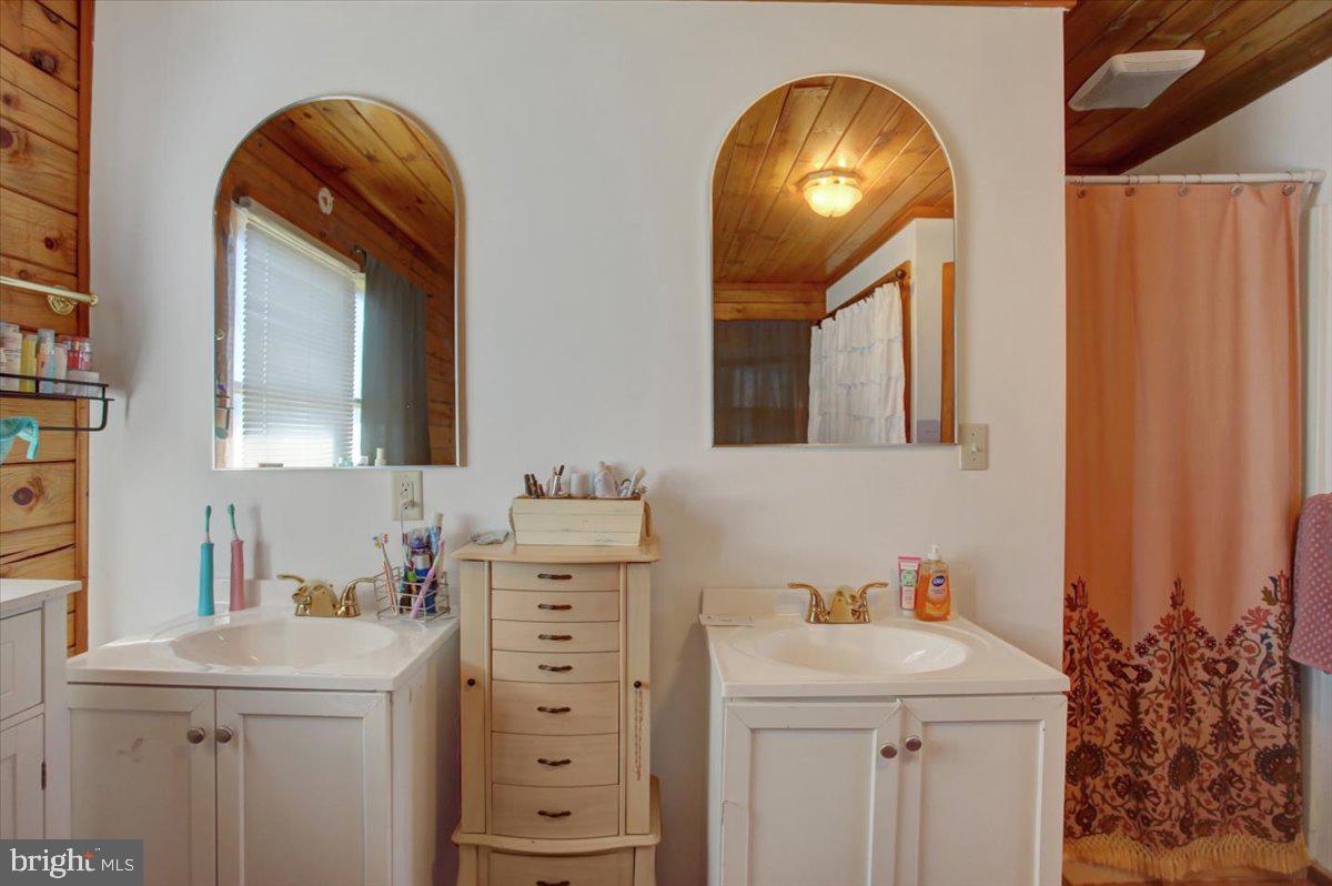 BRUSH CREEK TOWNSHIP - Residential