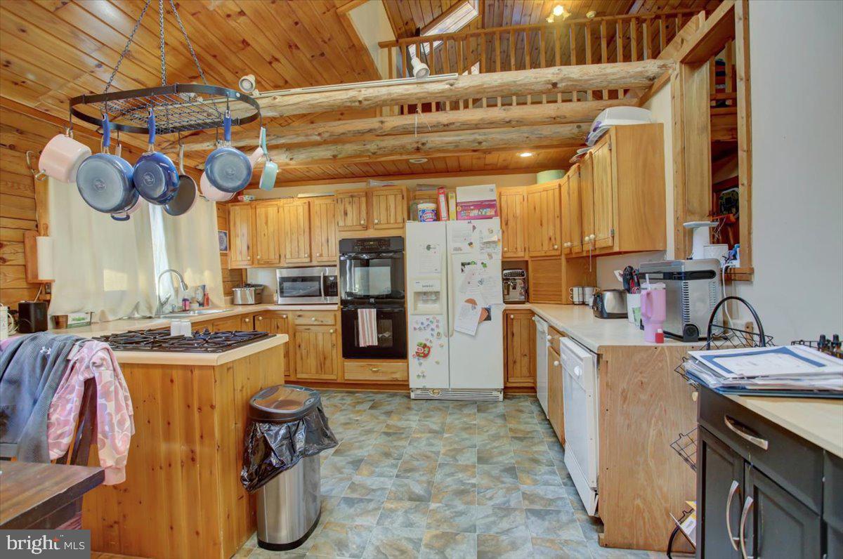 BRUSH CREEK TOWNSHIP - Residential