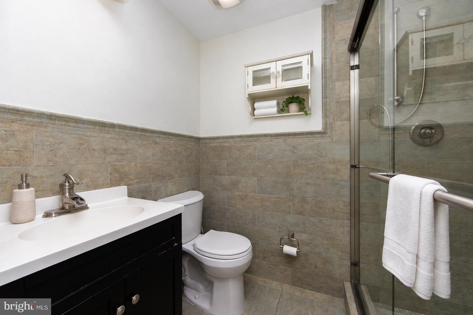 1704 WALLACE STREET 00 202