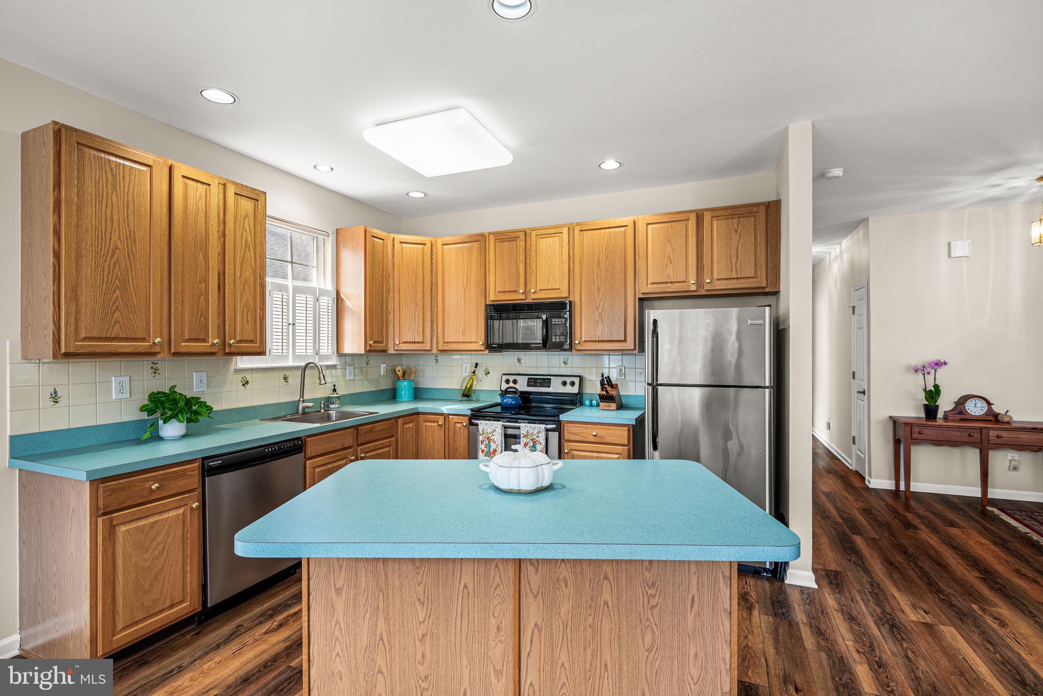 FOX HILL FARM - Residential