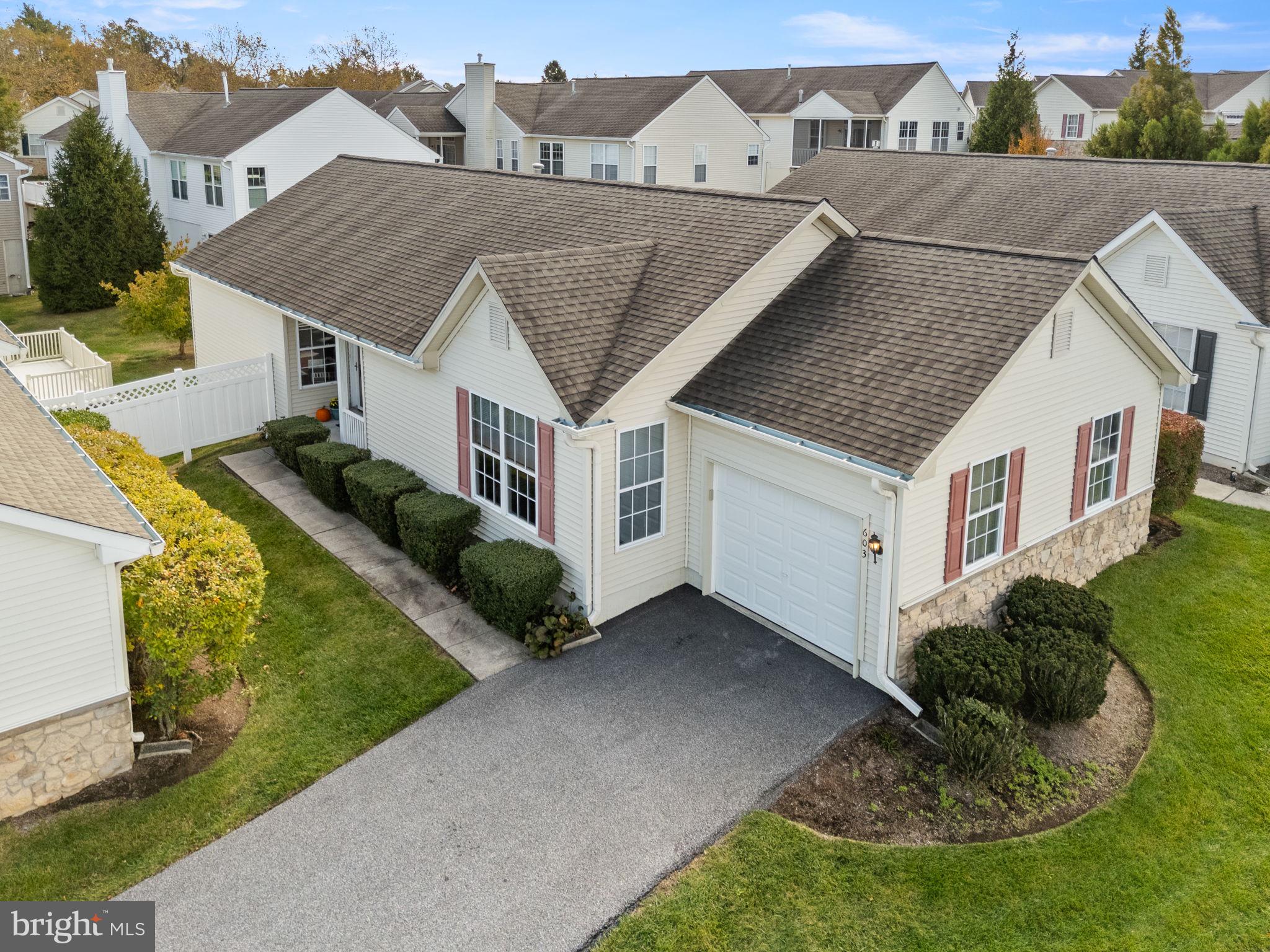 FOX HILL FARM - Residential