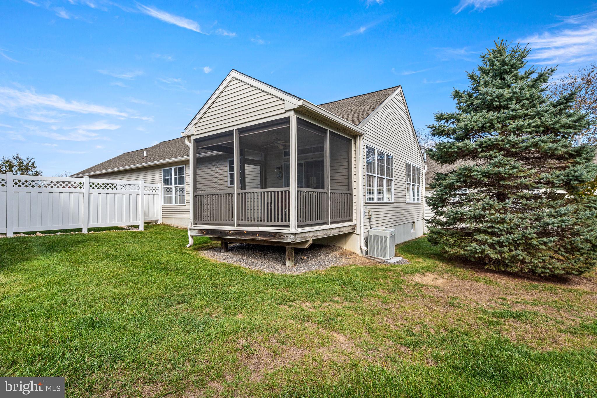 FOX HILL FARM - Residential