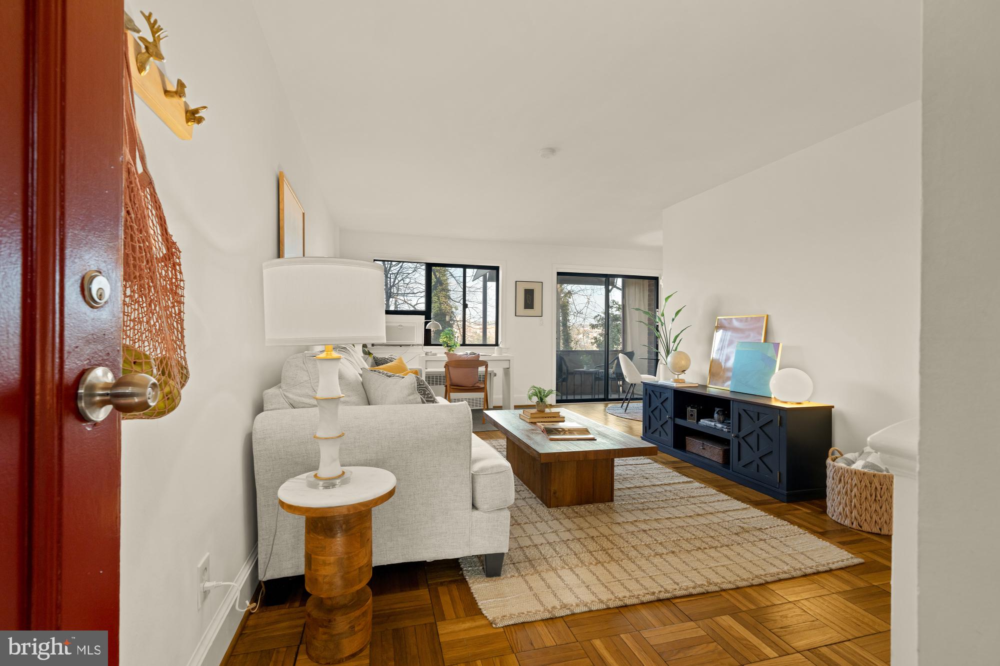 1577 N COLONIAL TERRACE 205Y