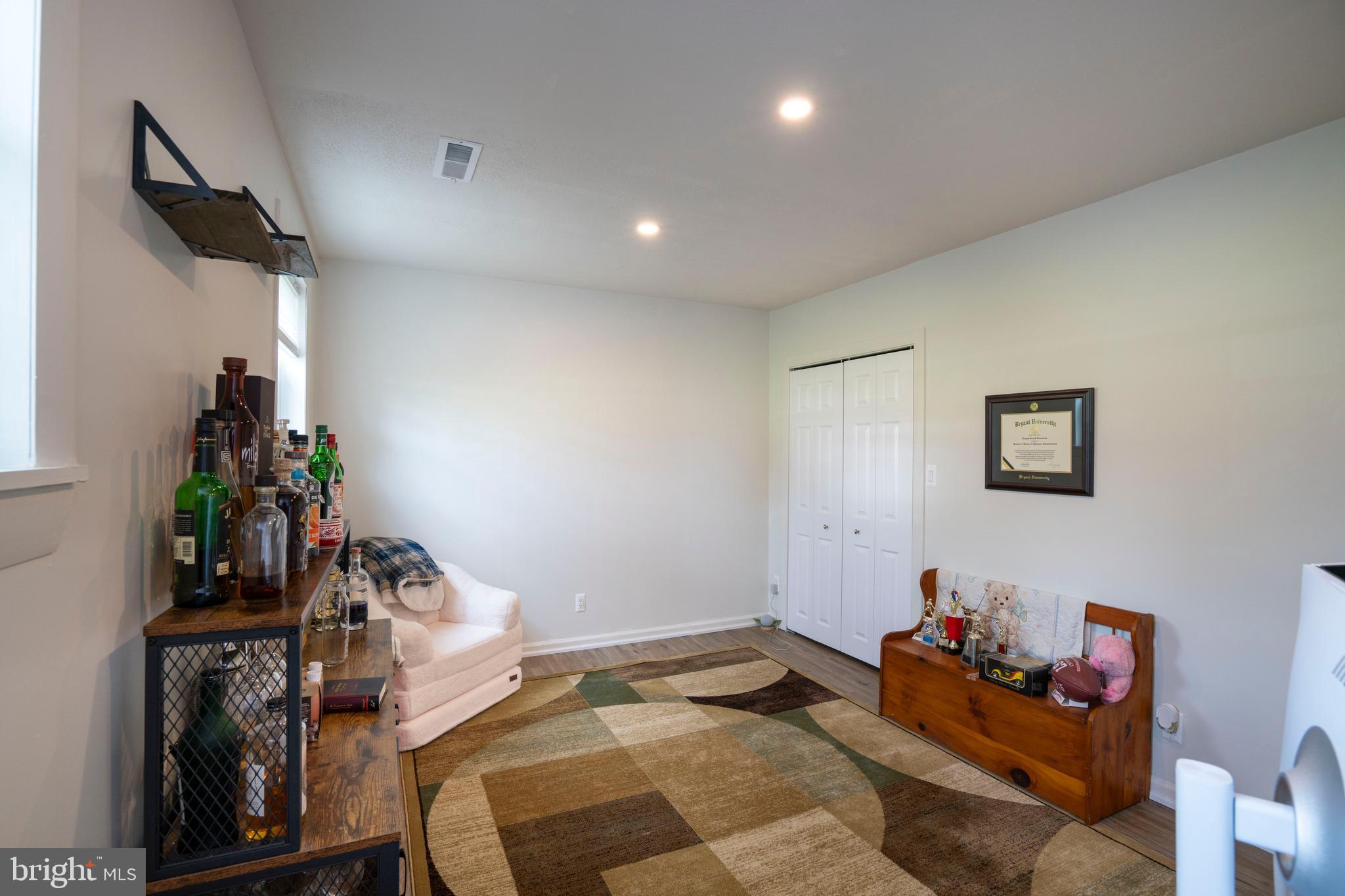 CENTRE HILLS VILLAGE - Residential