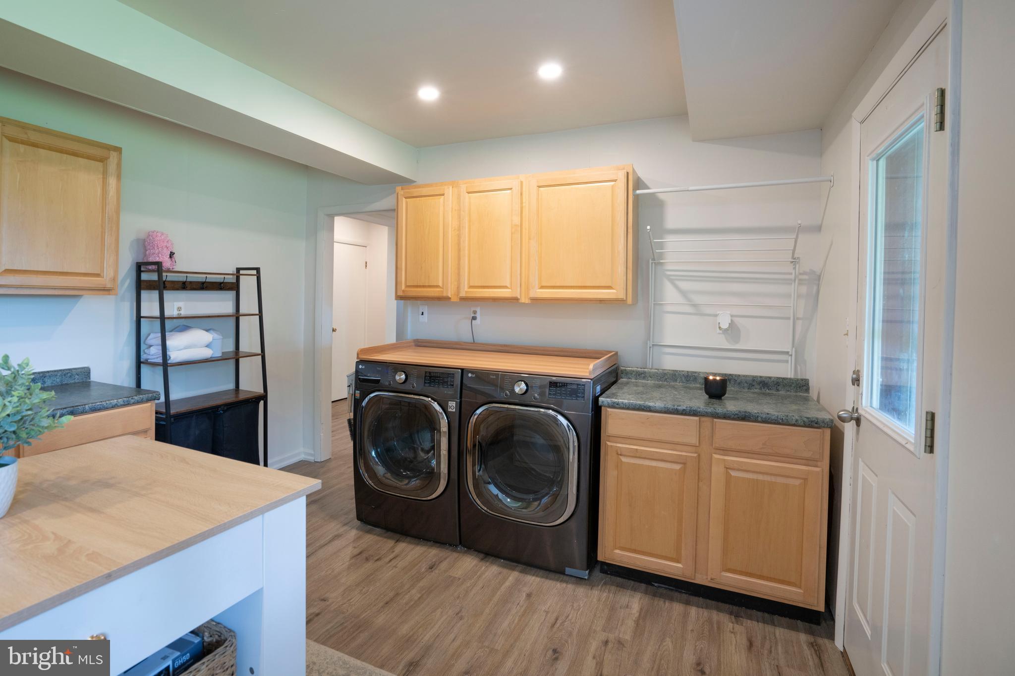 CENTRE HILLS VILLAGE - Residential